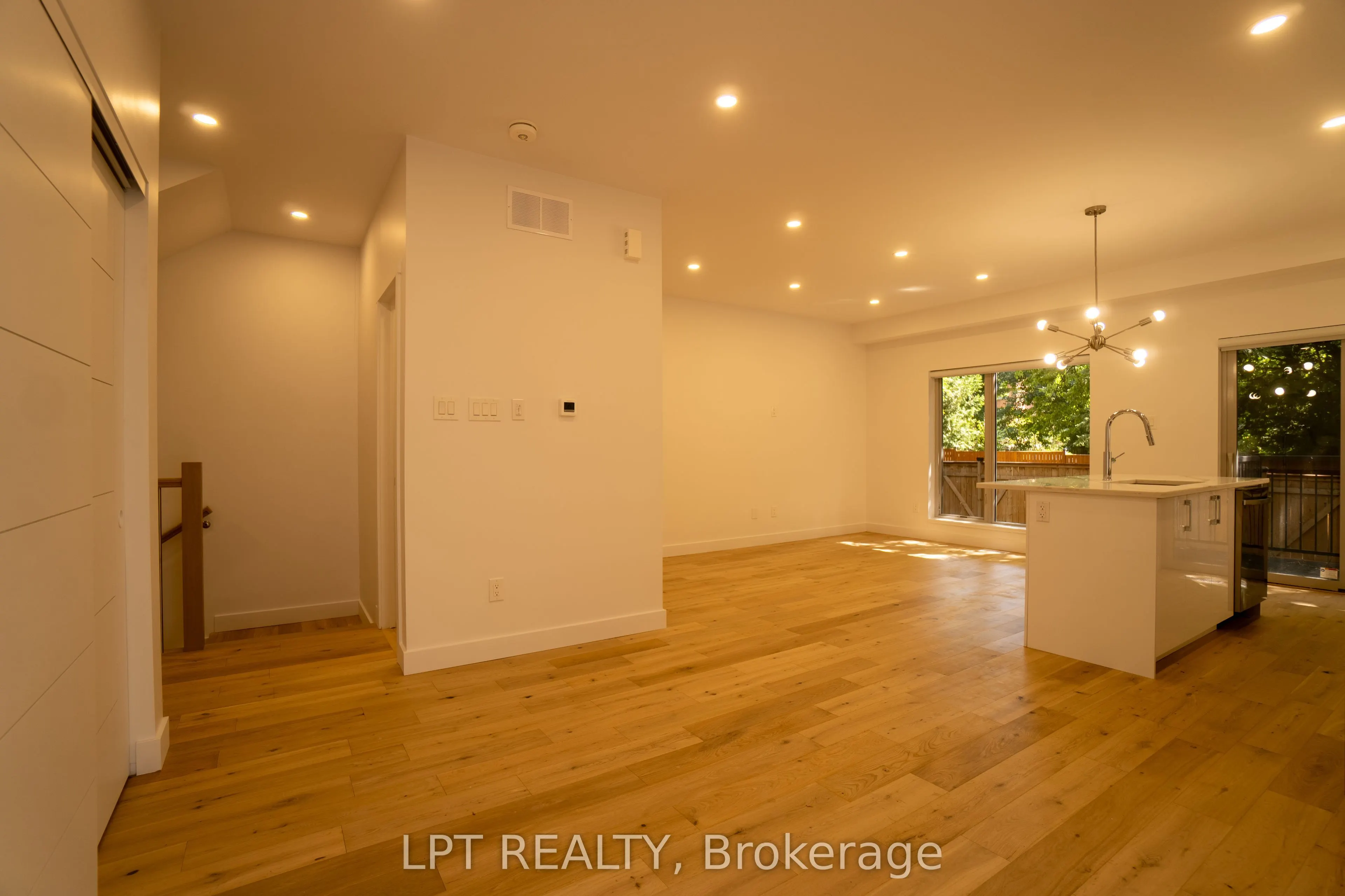 14 Stevens Avenue, #F