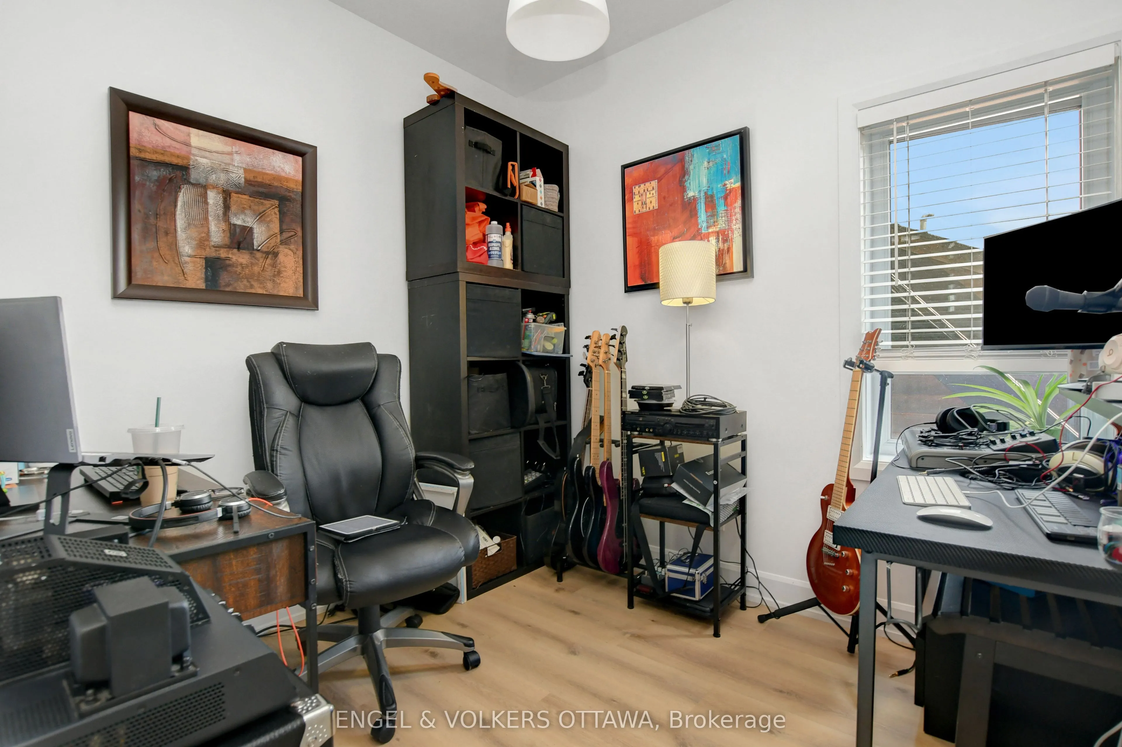 739 Principale Street, #1