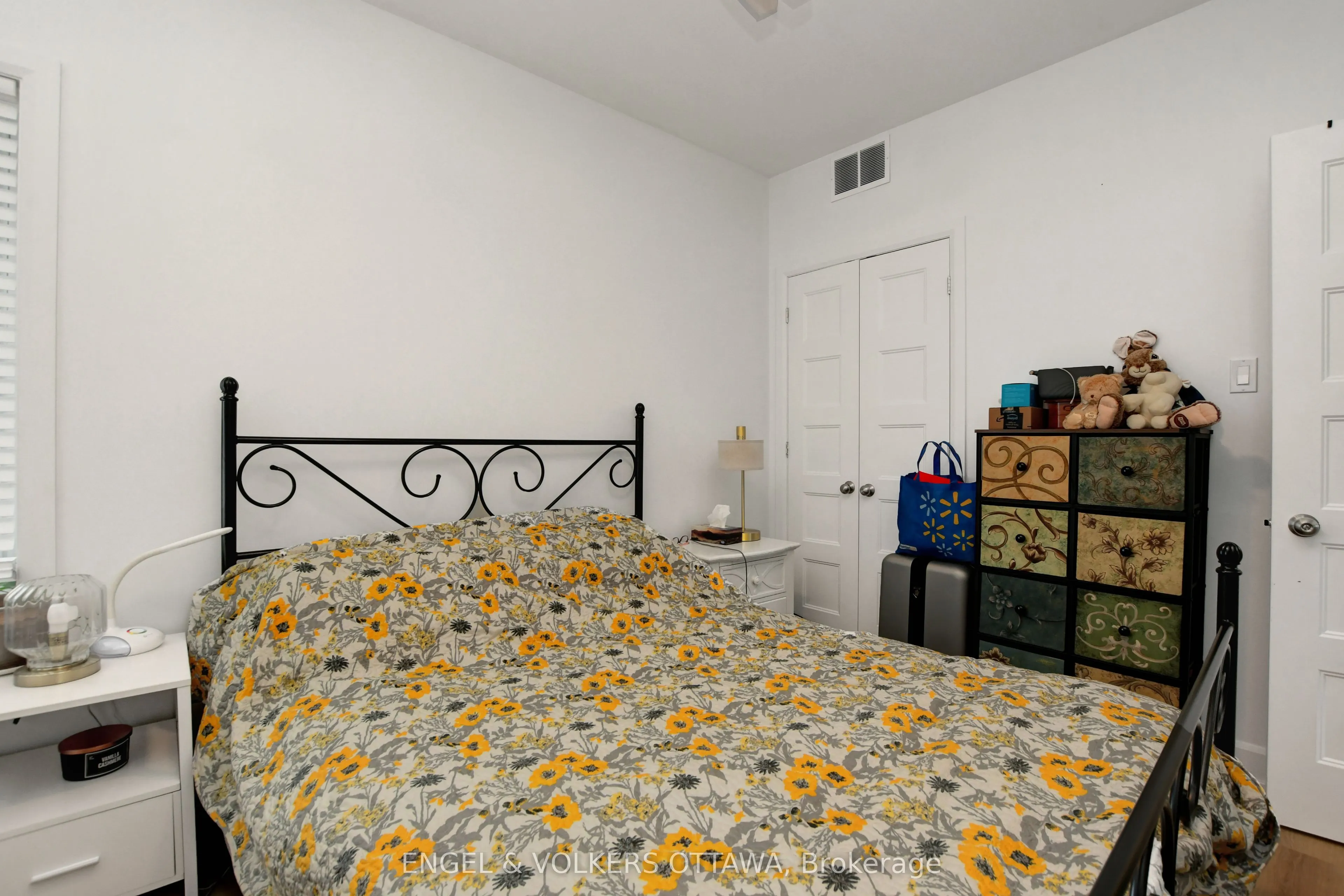 739 Principale Street, #1