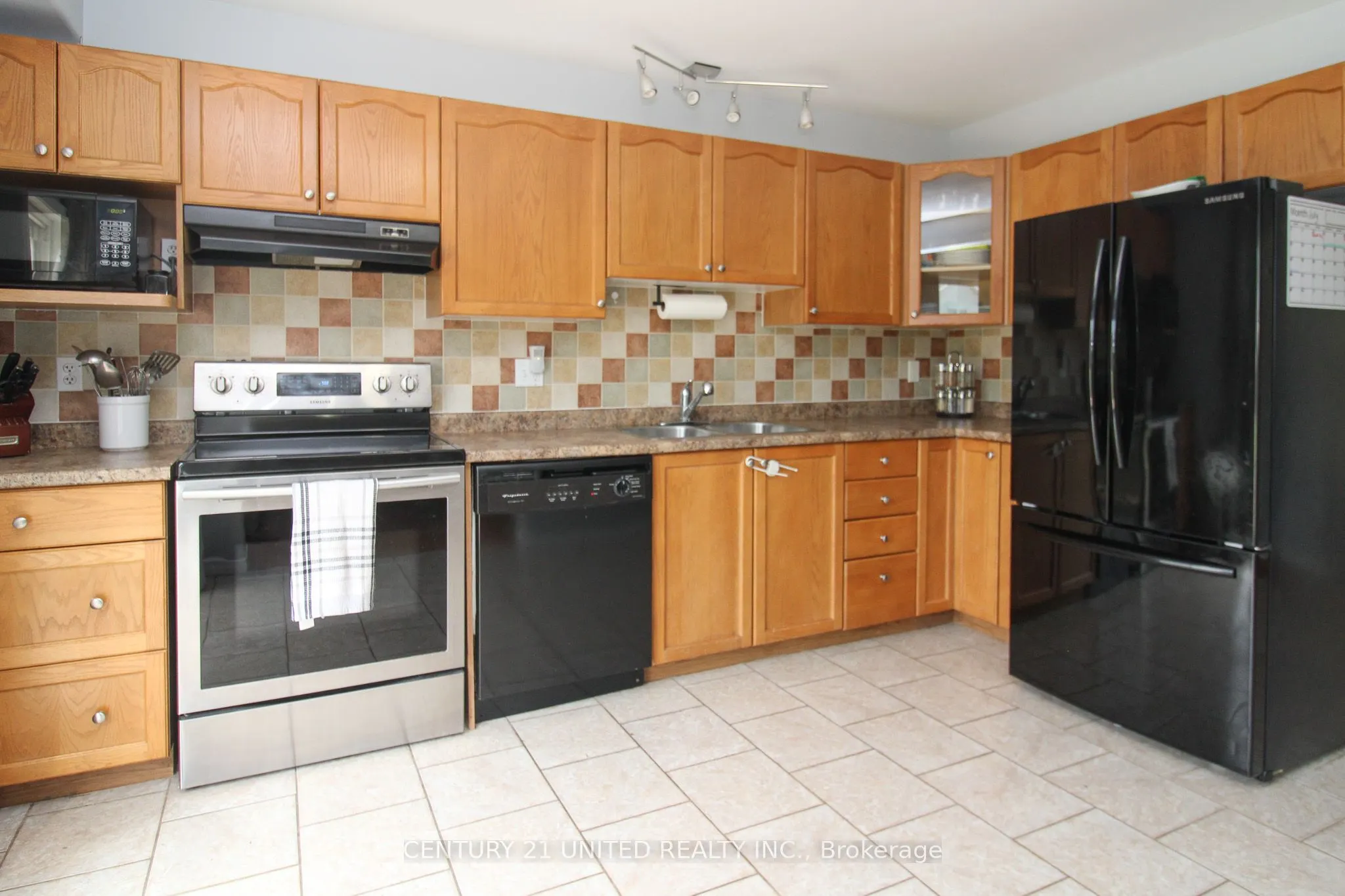 351 Spillsbury Drive