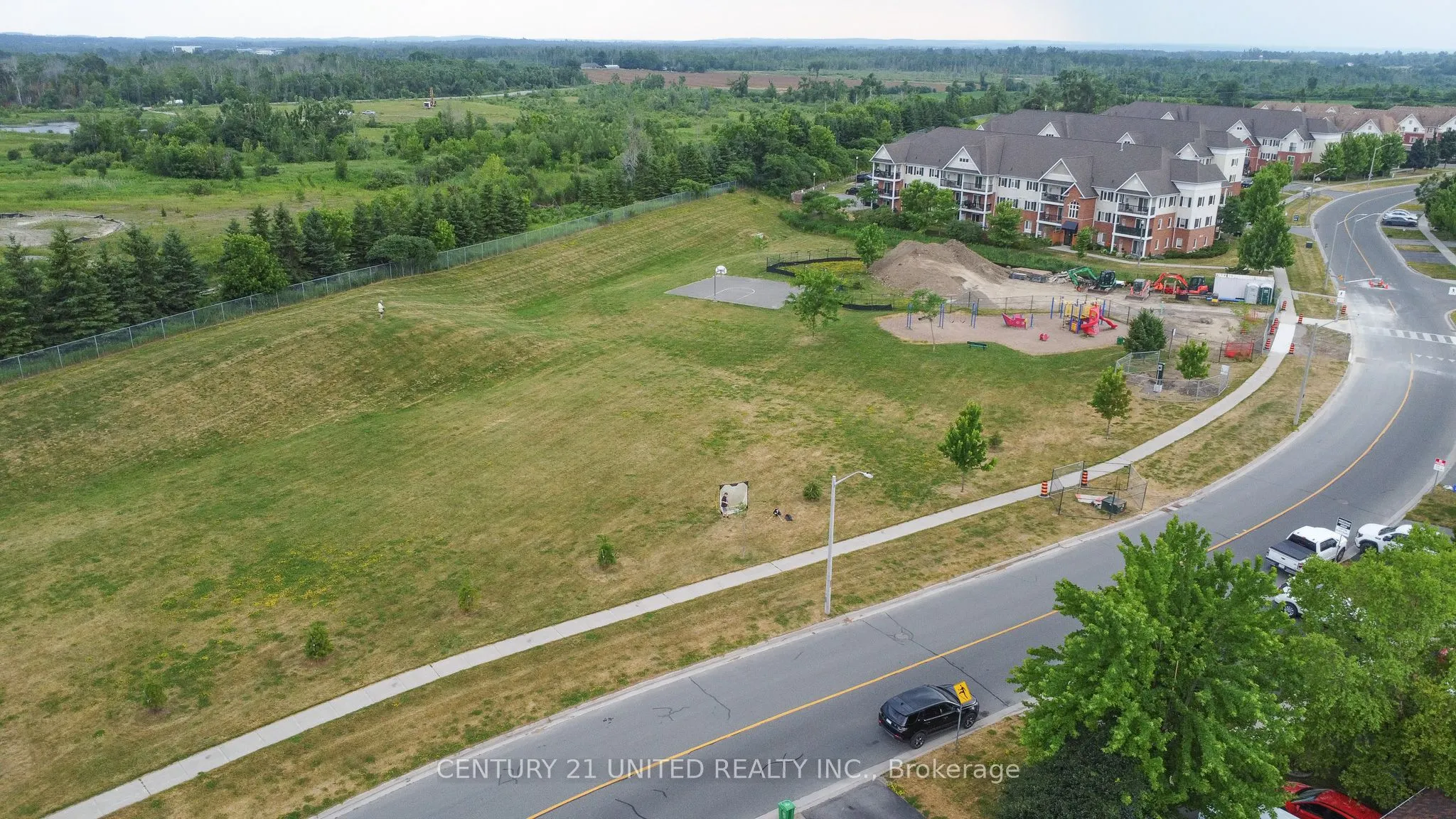 351 Spillsbury Drive