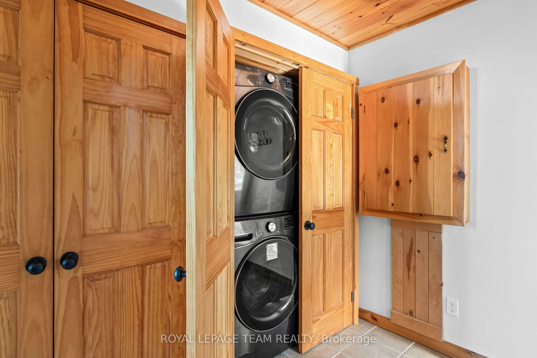 510 31a Clear Lake Lane