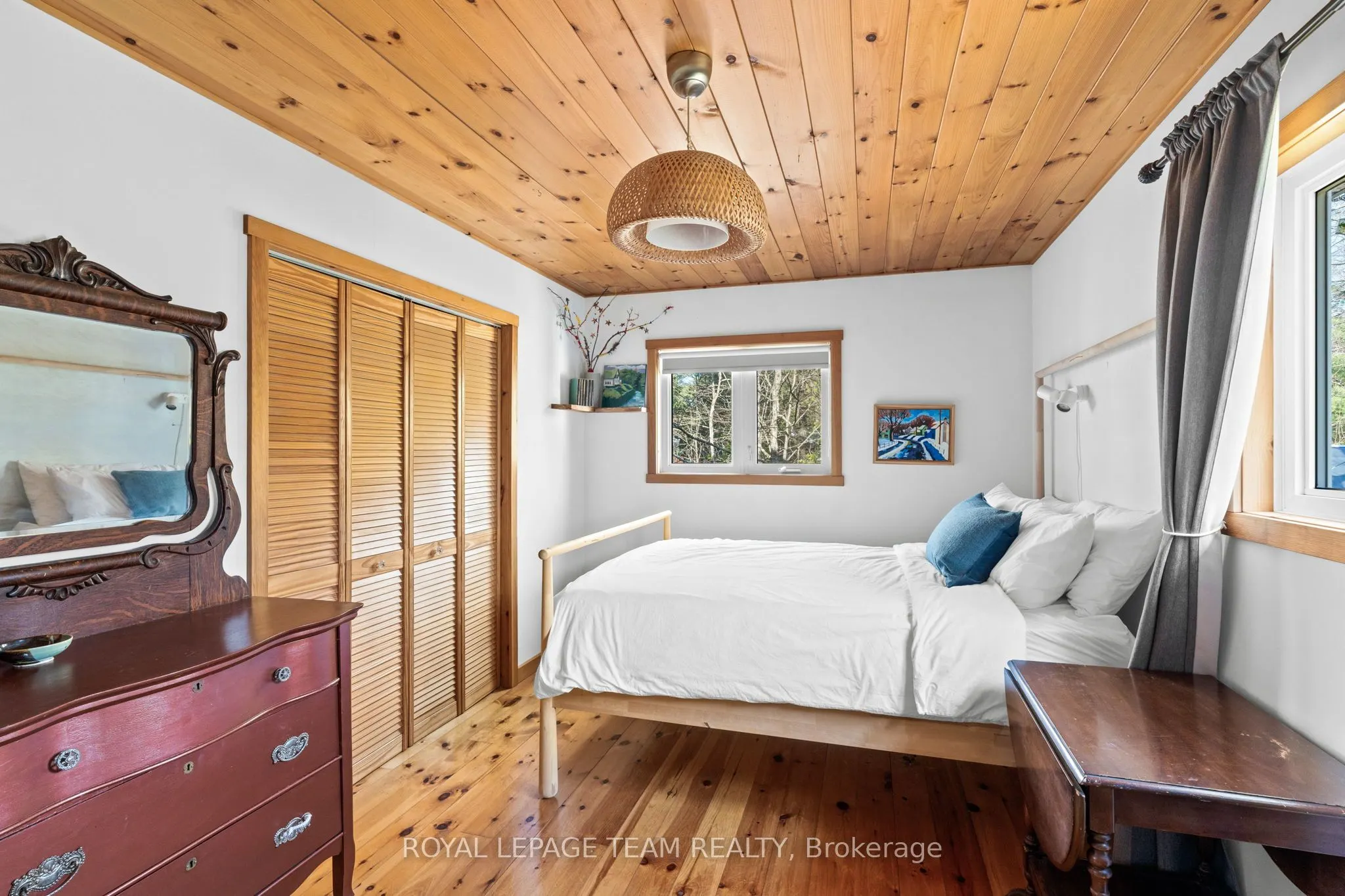 510 31a Clear Lake Lane