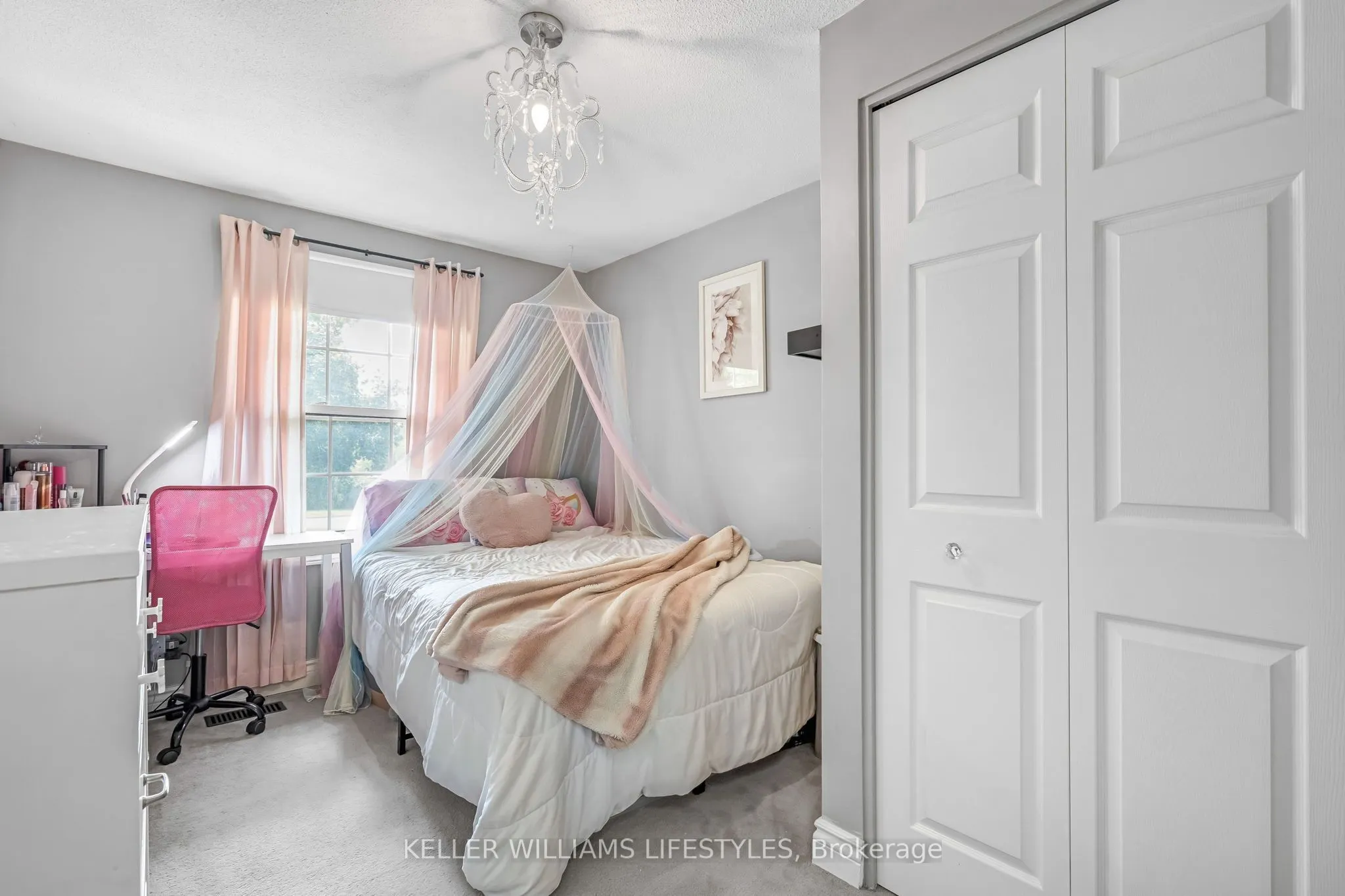 109 Fairlane Avenue
