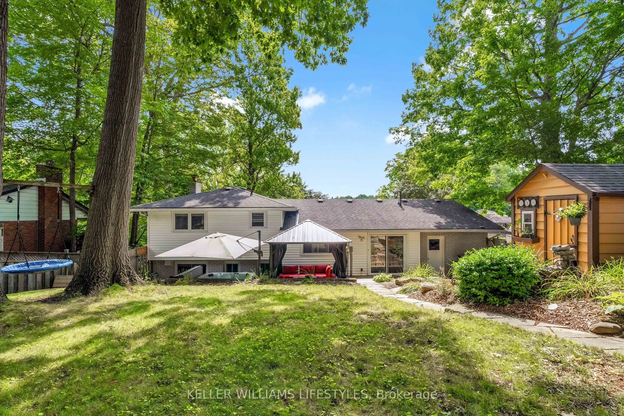 109 Fairlane Avenue