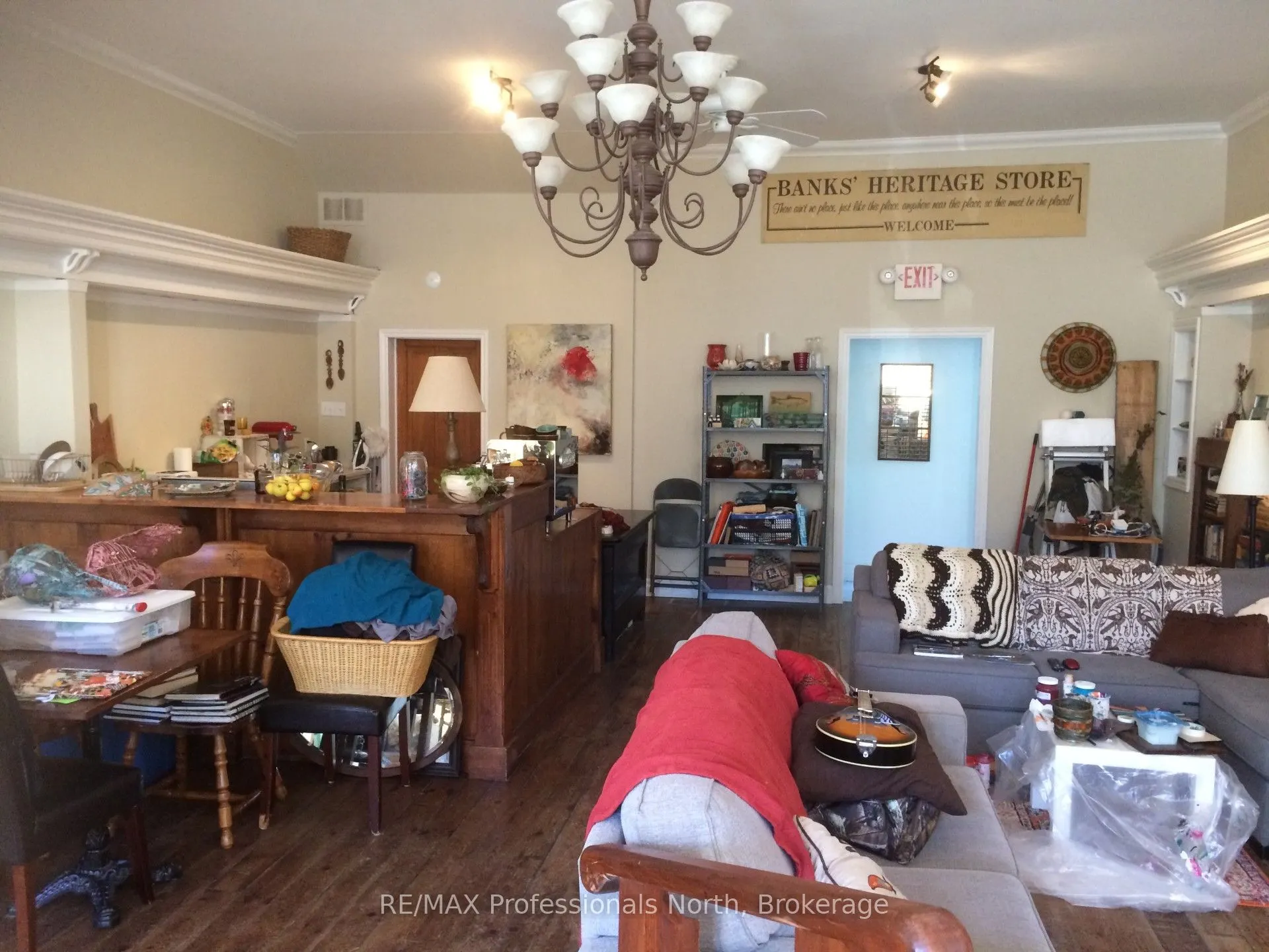 33-35 Pine Avenue