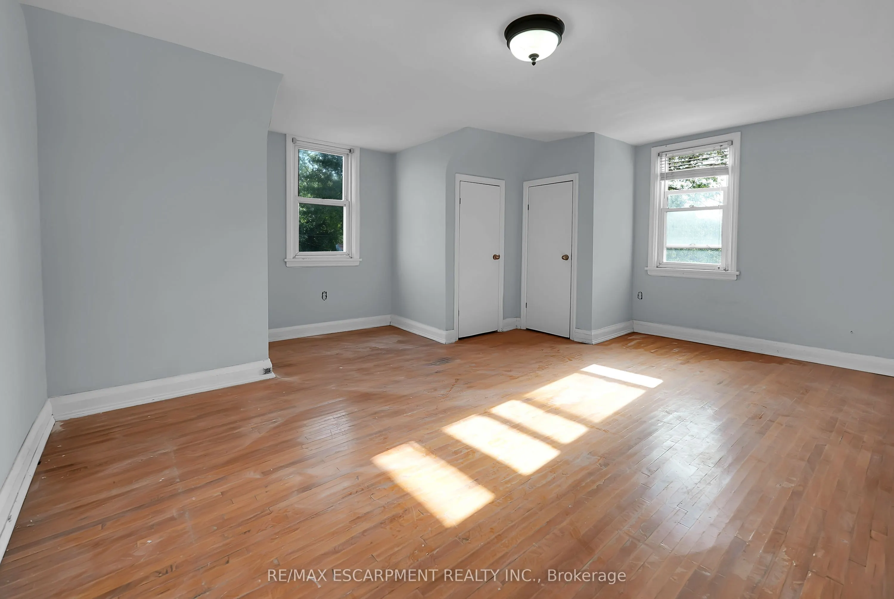 9 Arlington Avenue