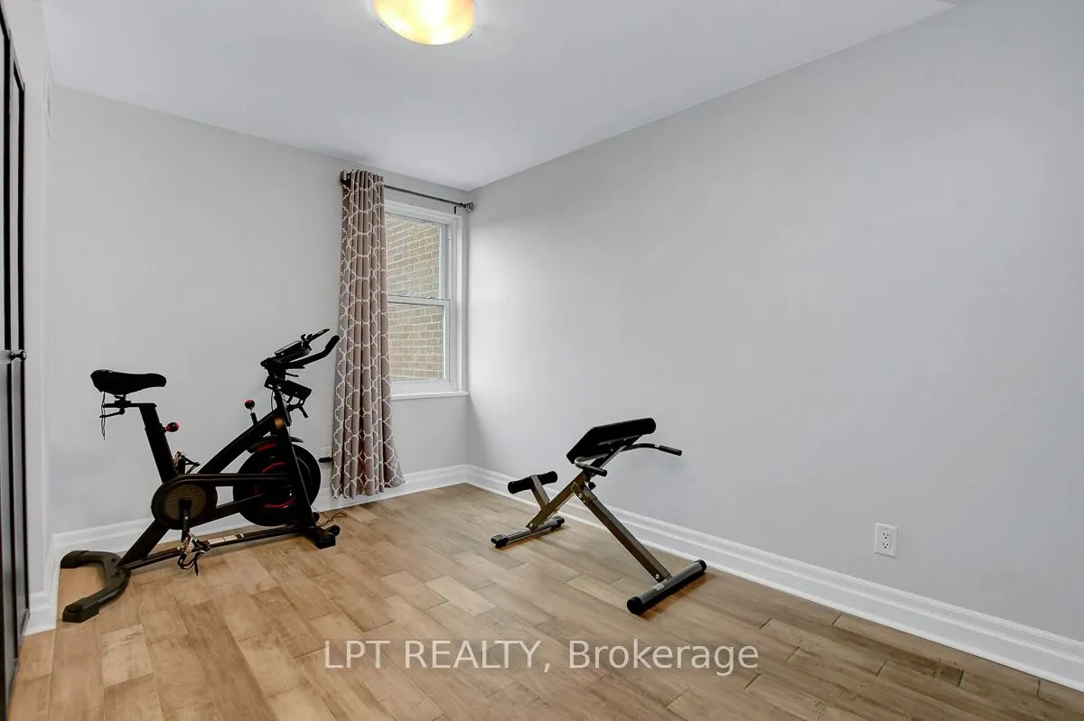 1100 Ambleside Drive, #807