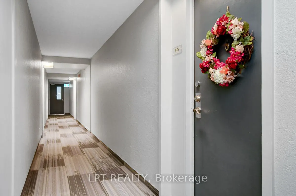 1100 Ambleside Drive, #807
