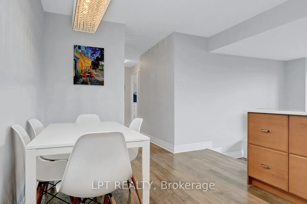 1100 Ambleside Drive, #807