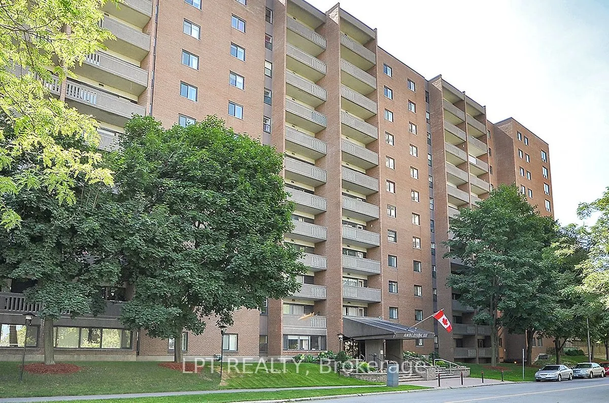 1100 Ambleside Drive, #807