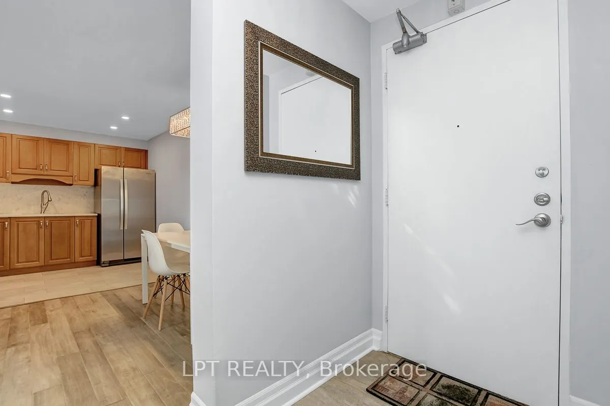 1100 Ambleside Drive, #807