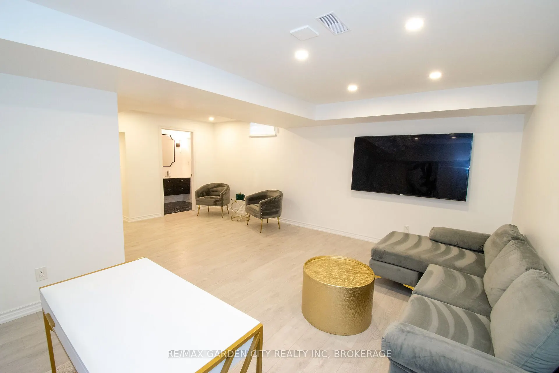 229 Shoreview Drive