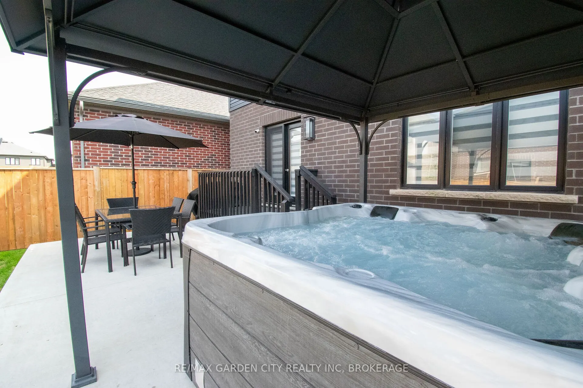 229 Shoreview Drive