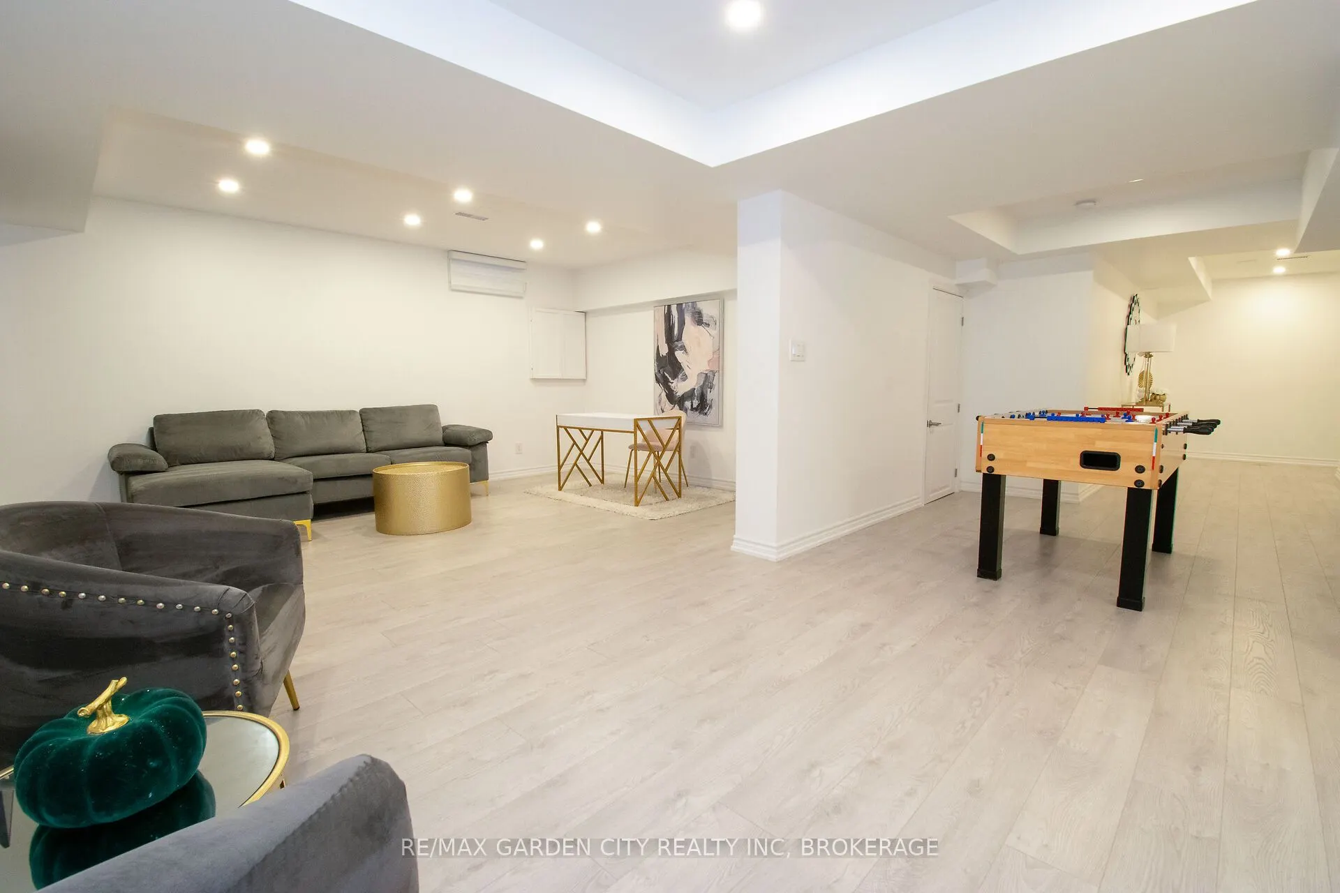 229 Shoreview Drive