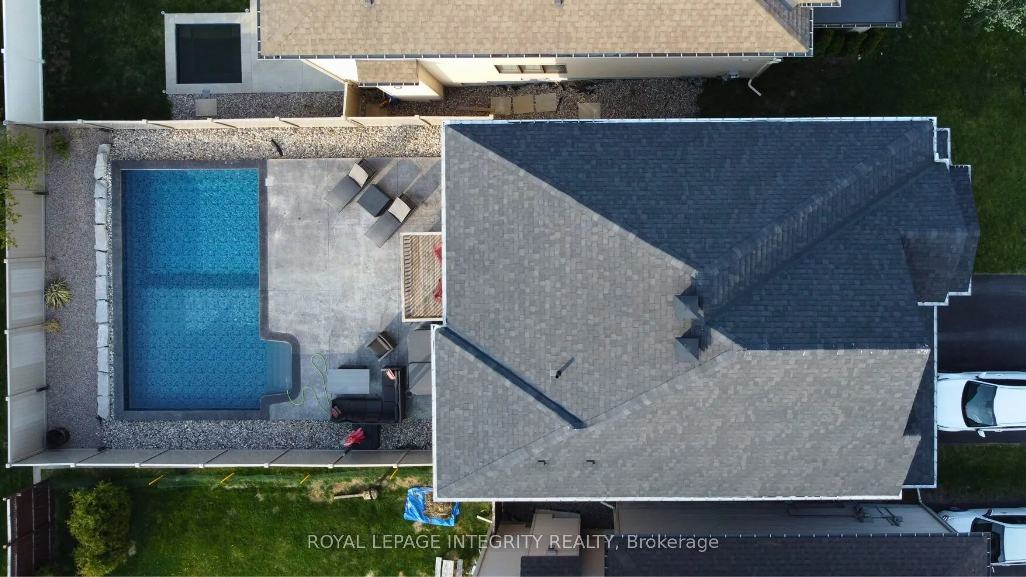 547 Parade Drive