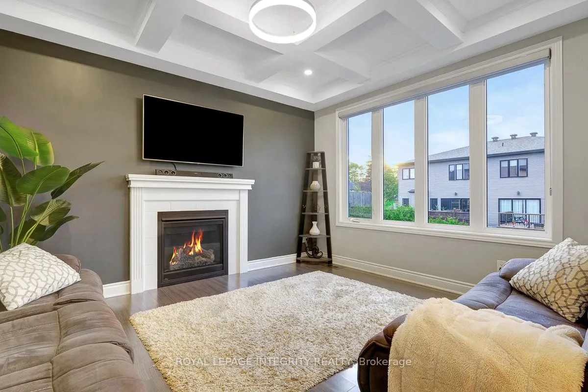547 Parade Drive