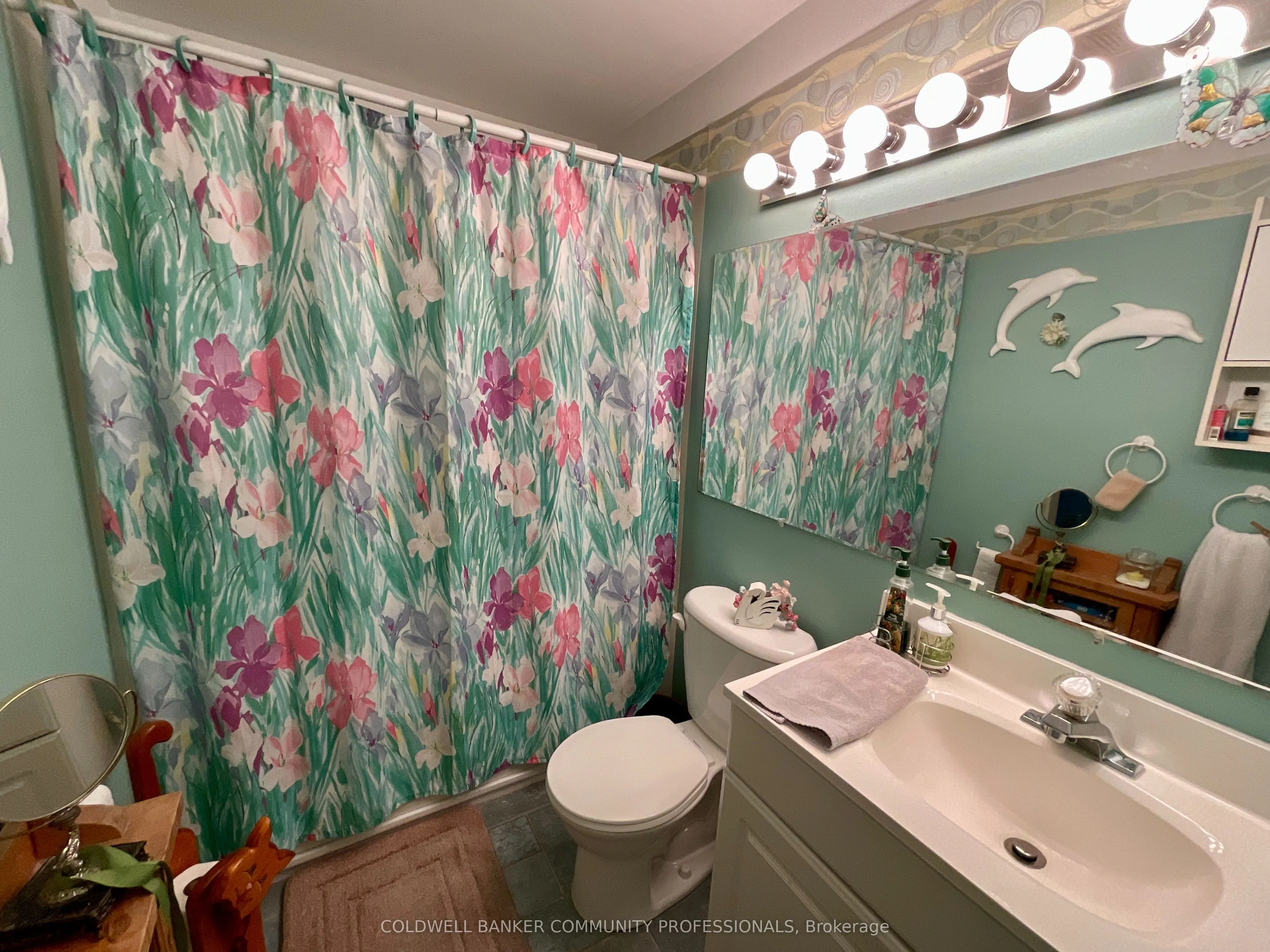 4 Rosanne Crescent, #4