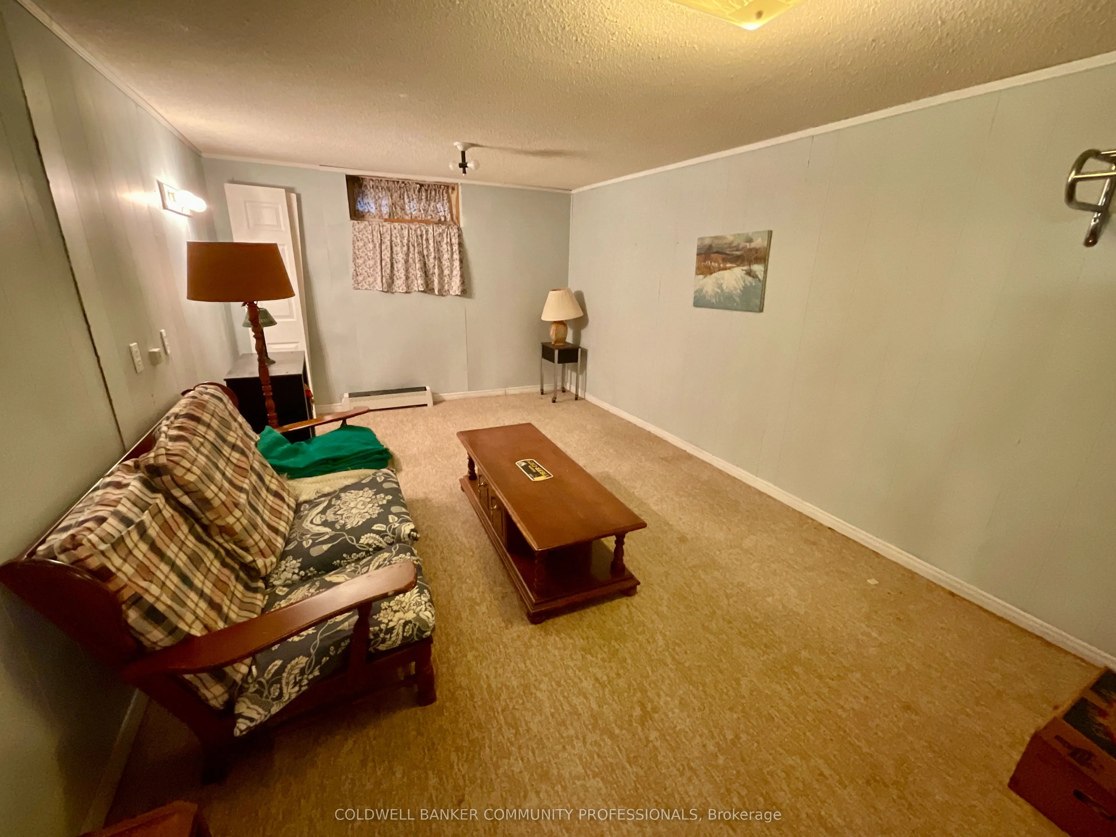 4 Rosanne Crescent, #4