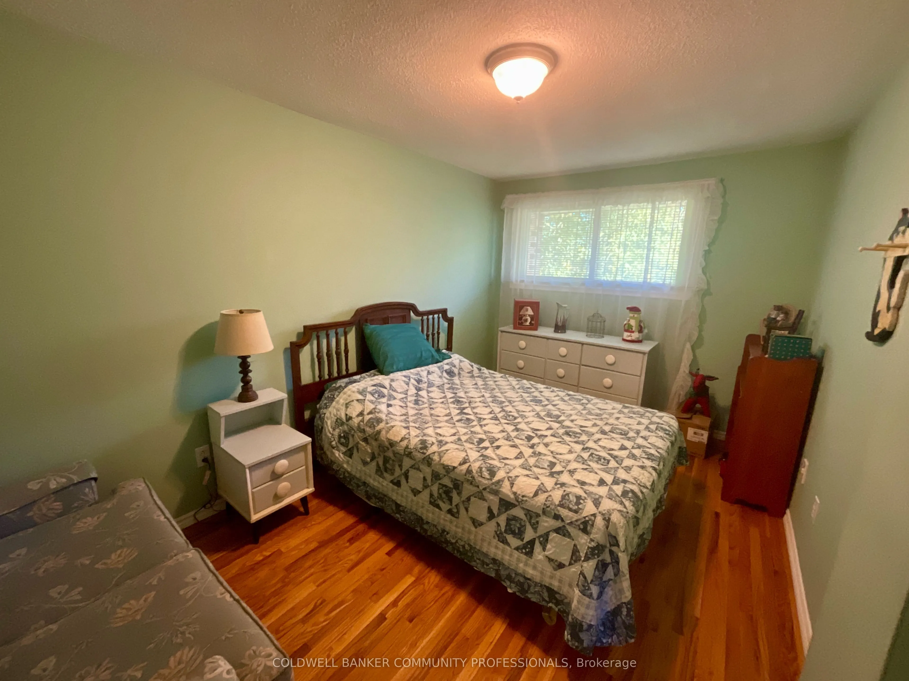 4 Rosanne Crescent, #4