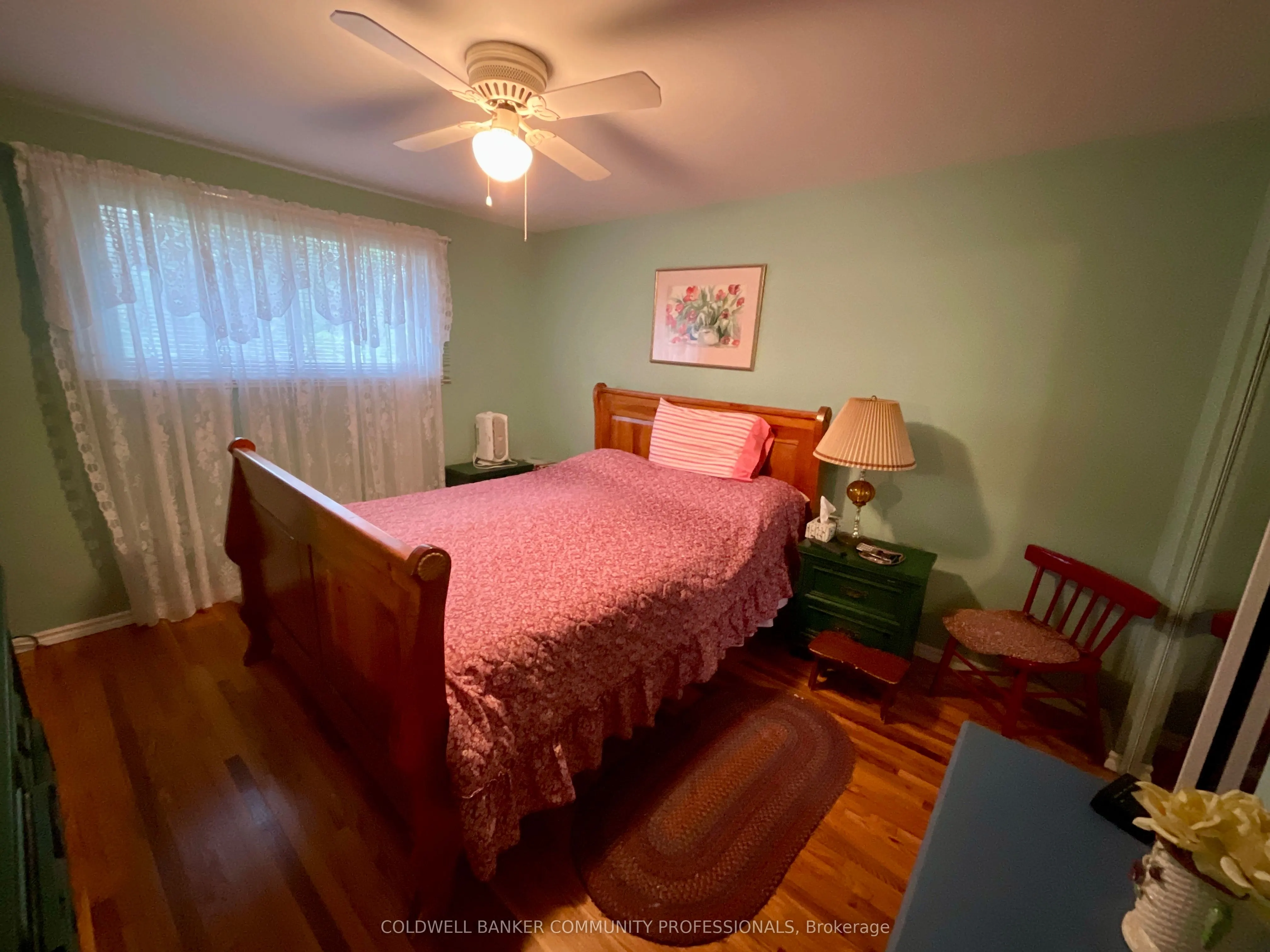 4 Rosanne Crescent, #4