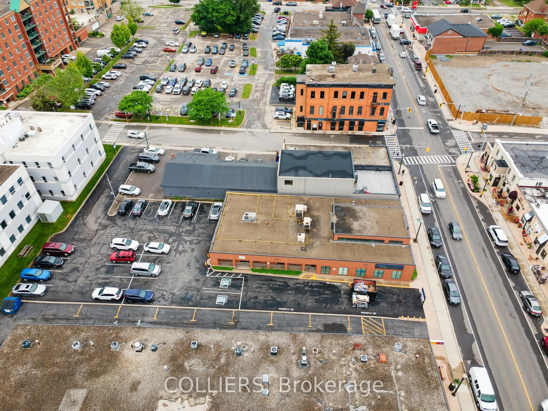 42 King Street E, #2