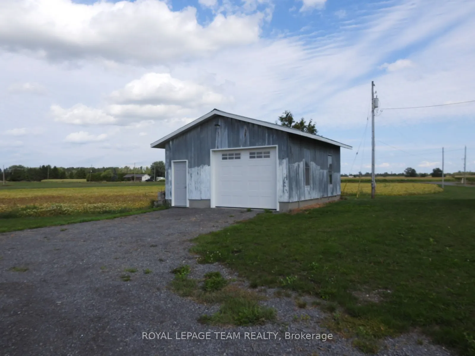 1133 12th Concession S Road S