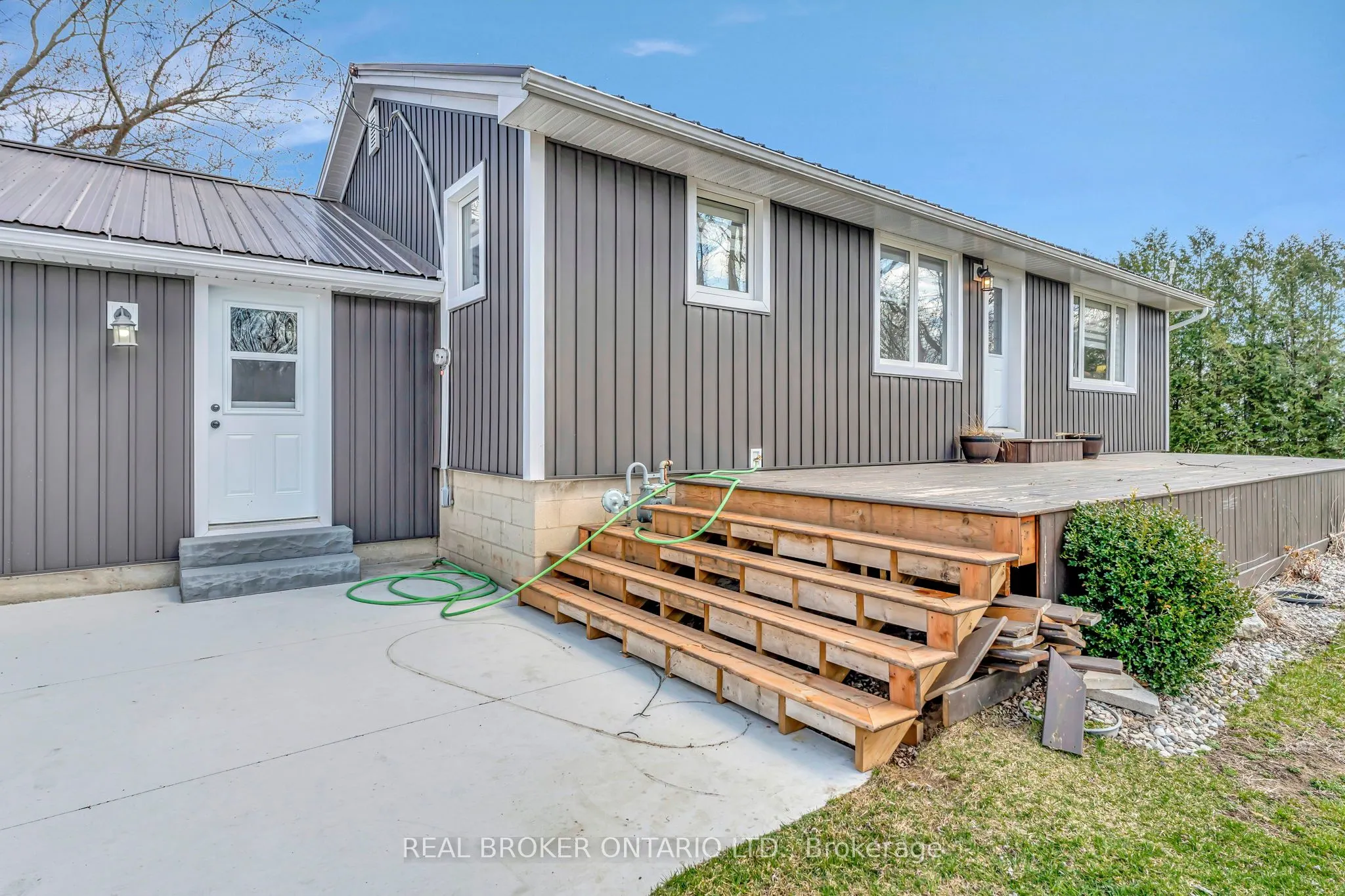 1684 Hazen Road
