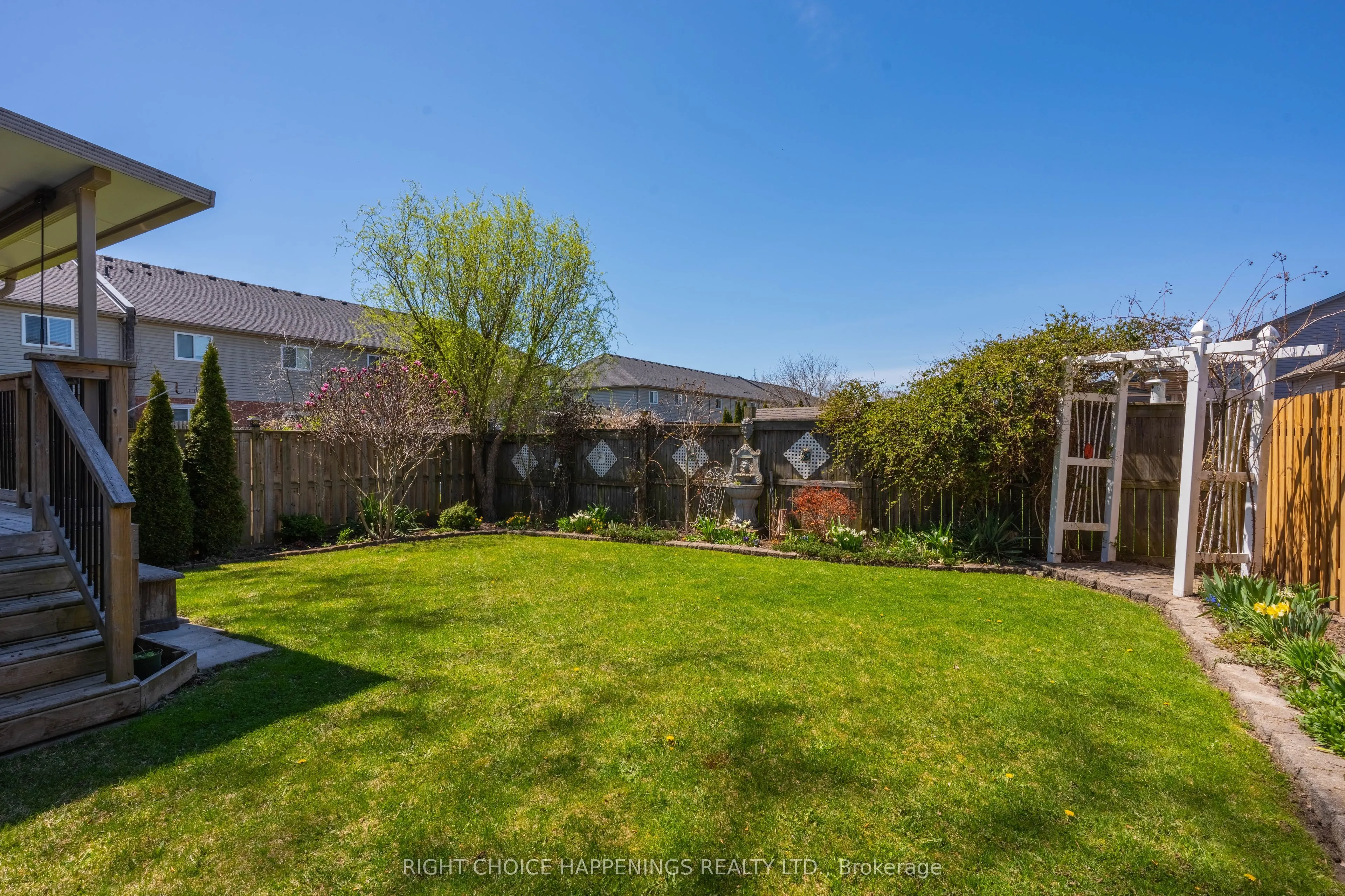 347 Oakcrest Avenue