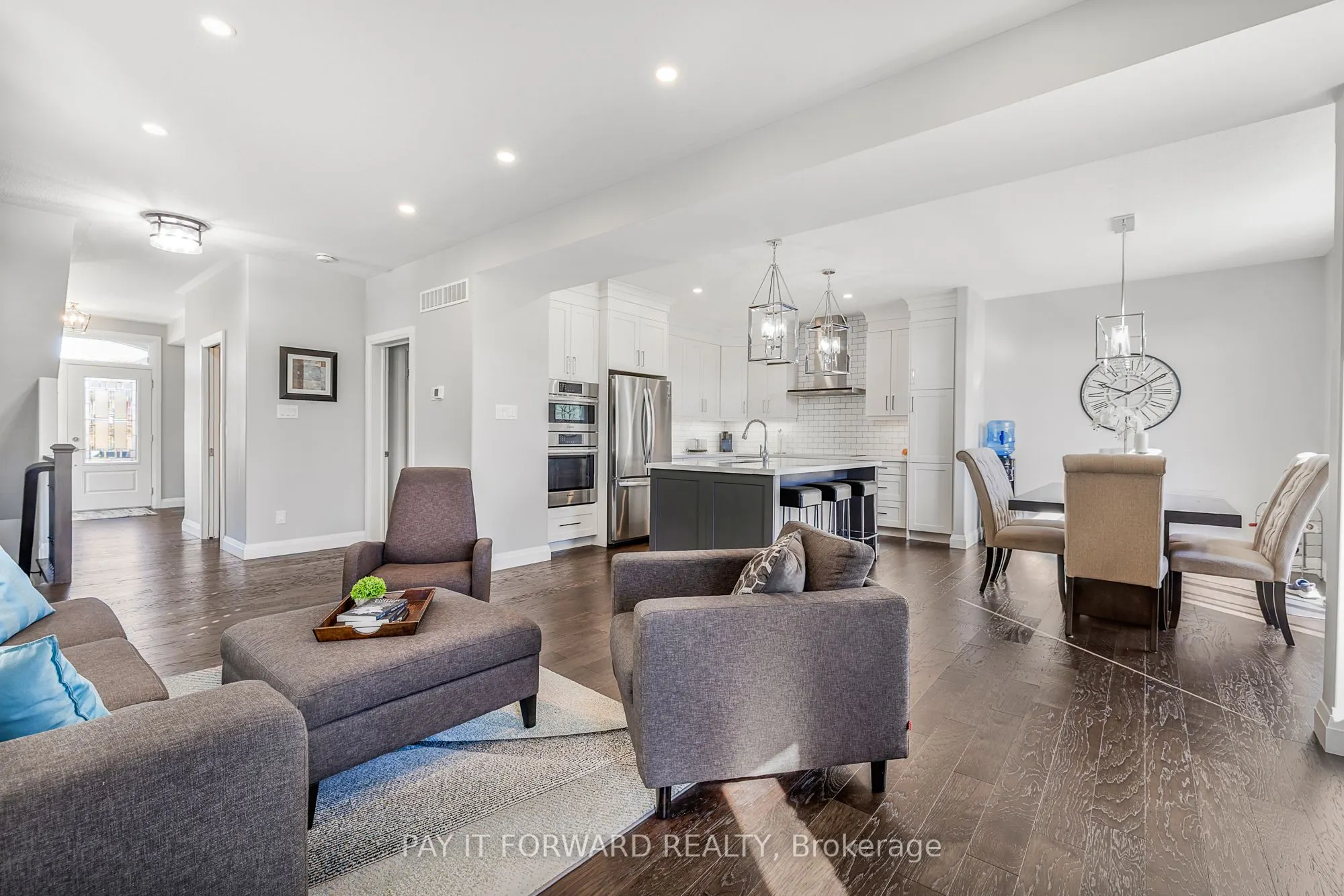 18 Whiting Drive