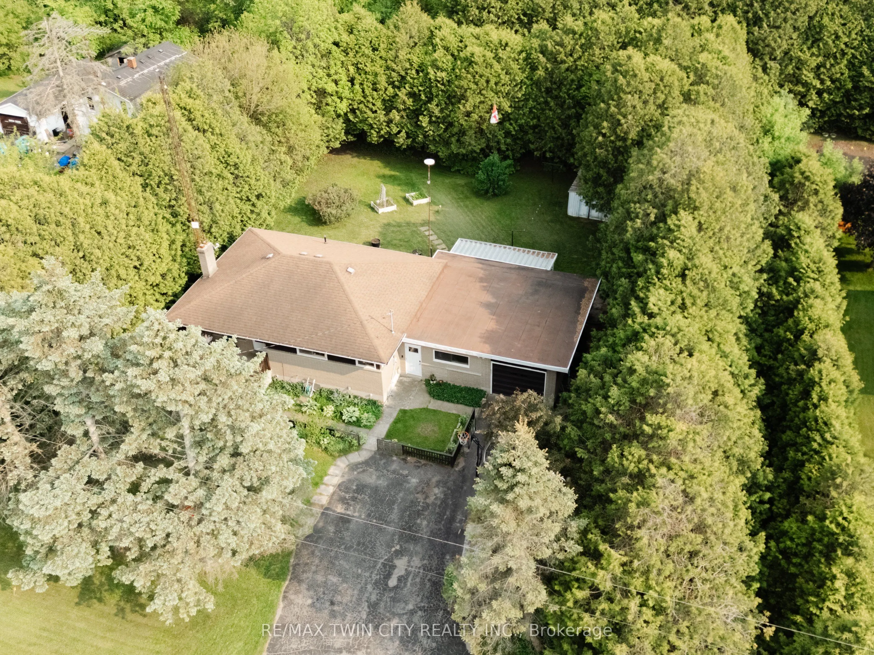 252 Windham Road 13