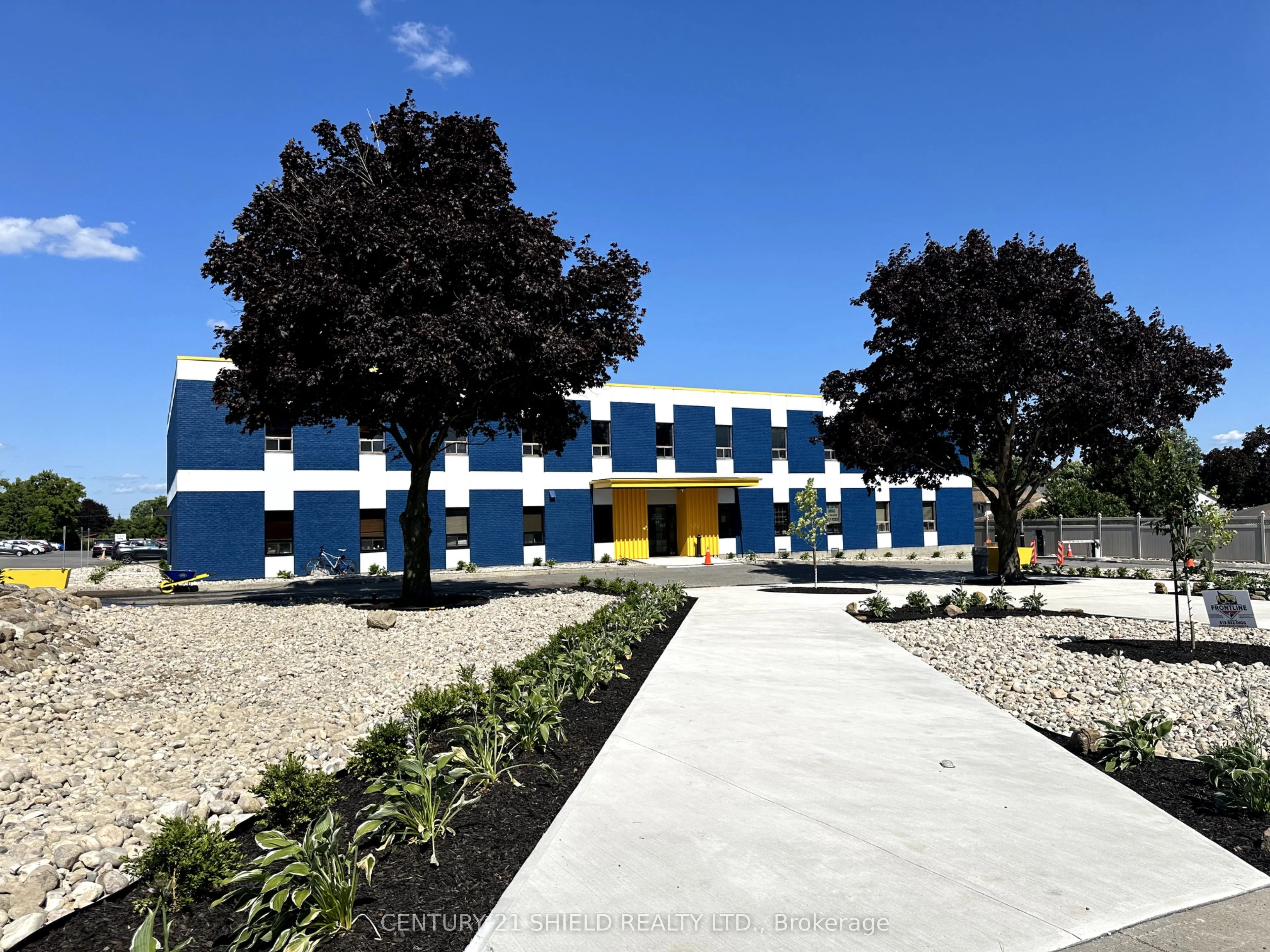 820 McConnell Avenue, #213
