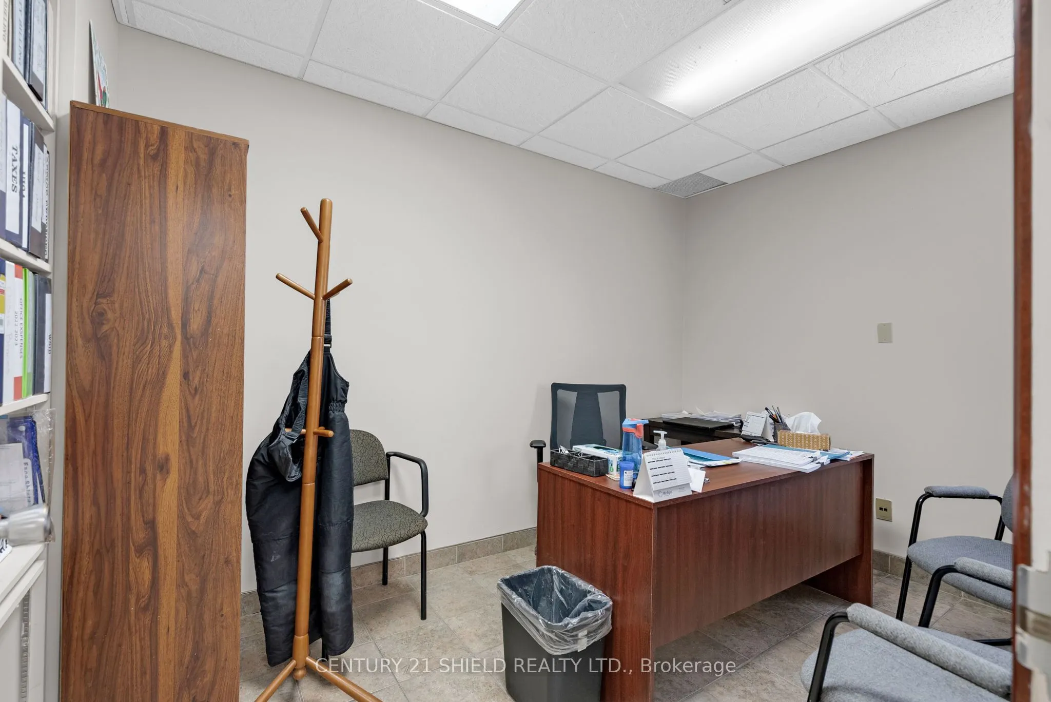820 McConnell Avenue, #213