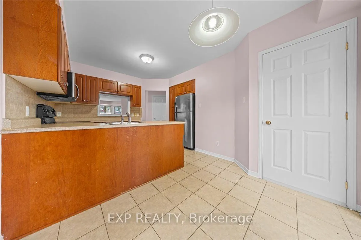 80 BRIARGATE Private, #1