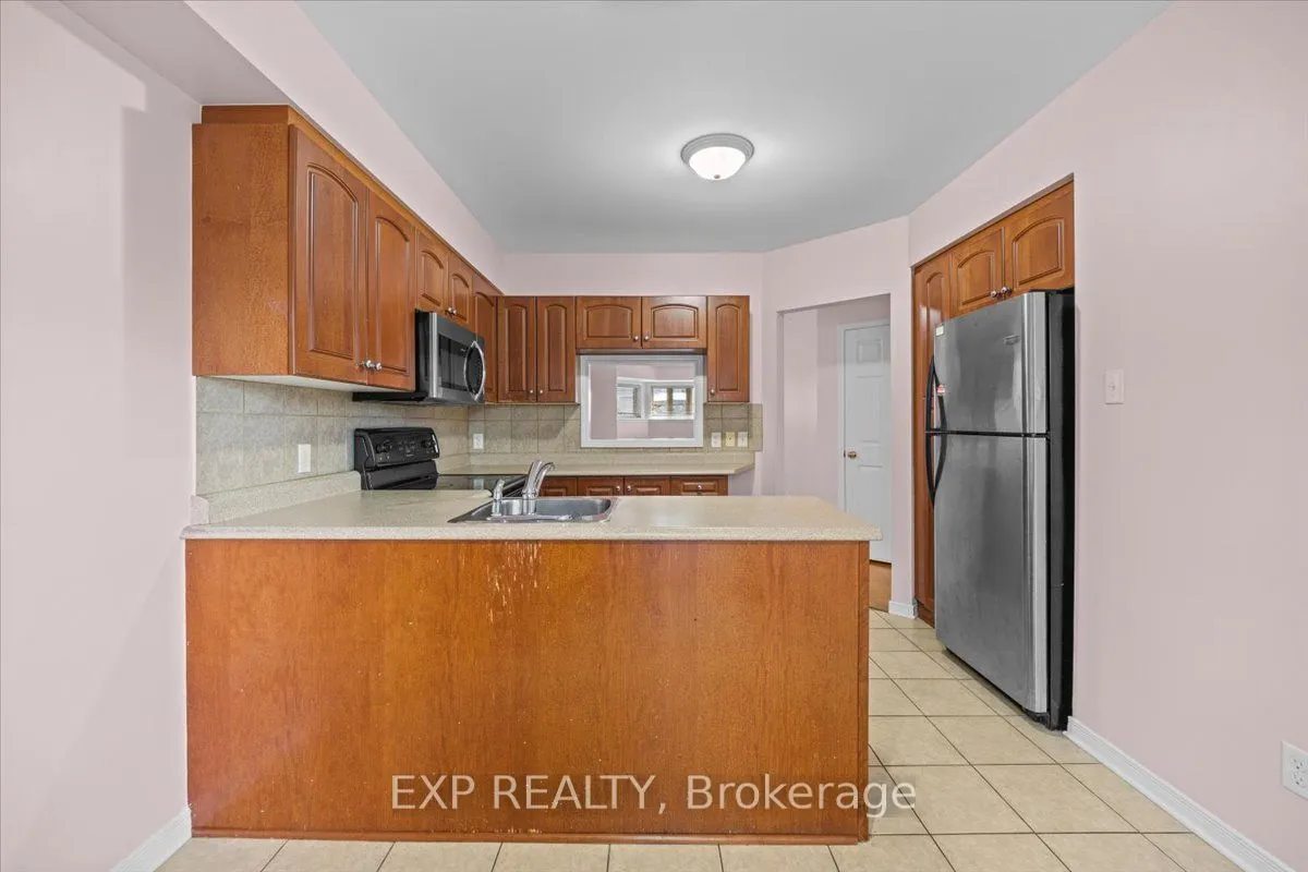 80 BRIARGATE Private, #1