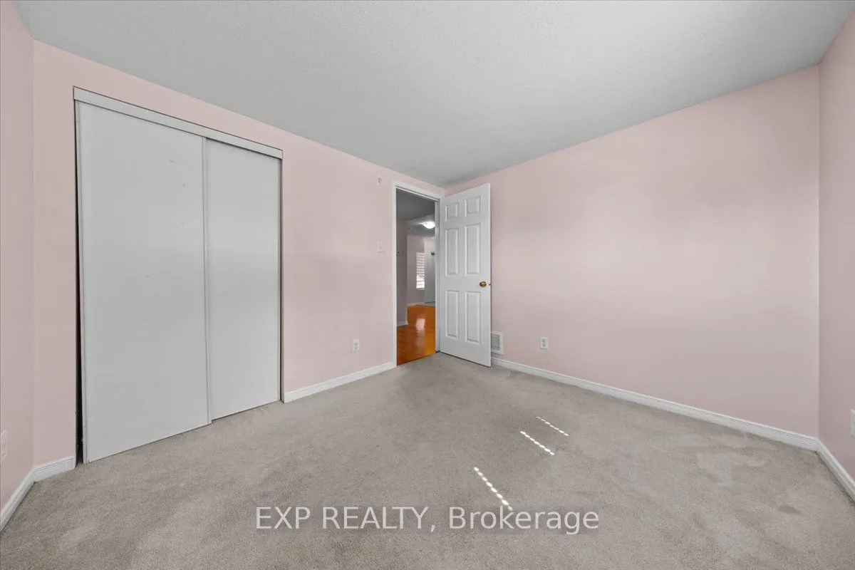 80 BRIARGATE Private, #1