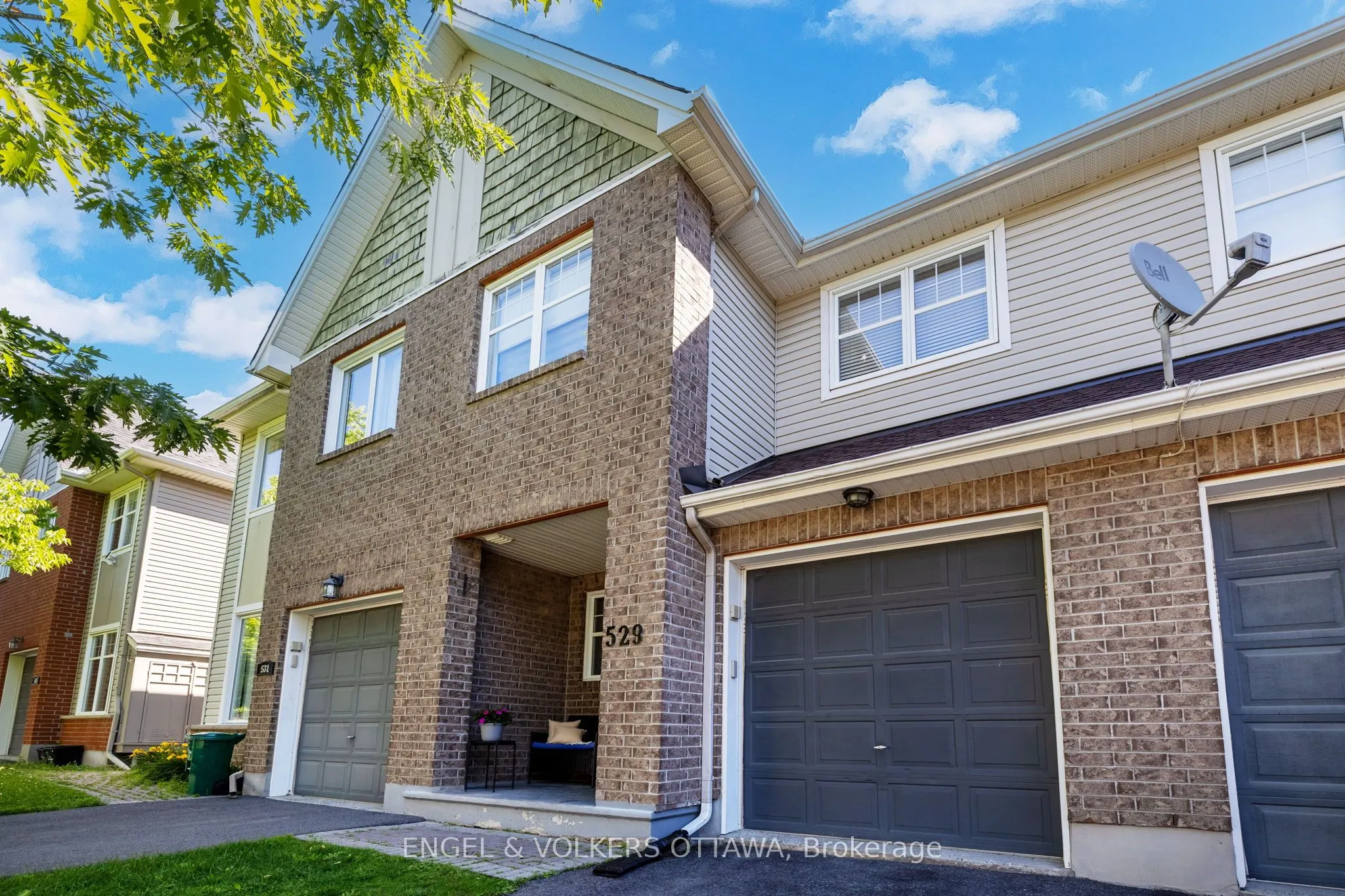 529 Devonwood Circle
