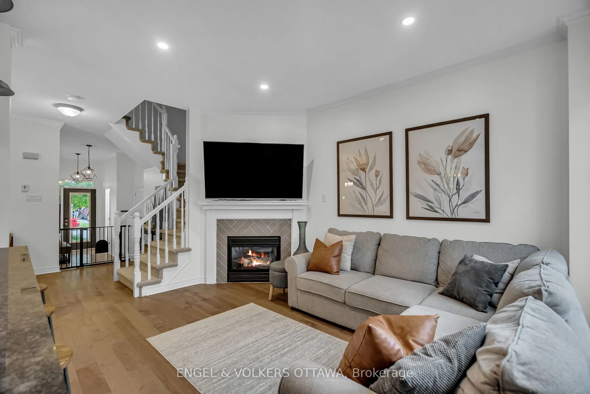 529 Devonwood Circle