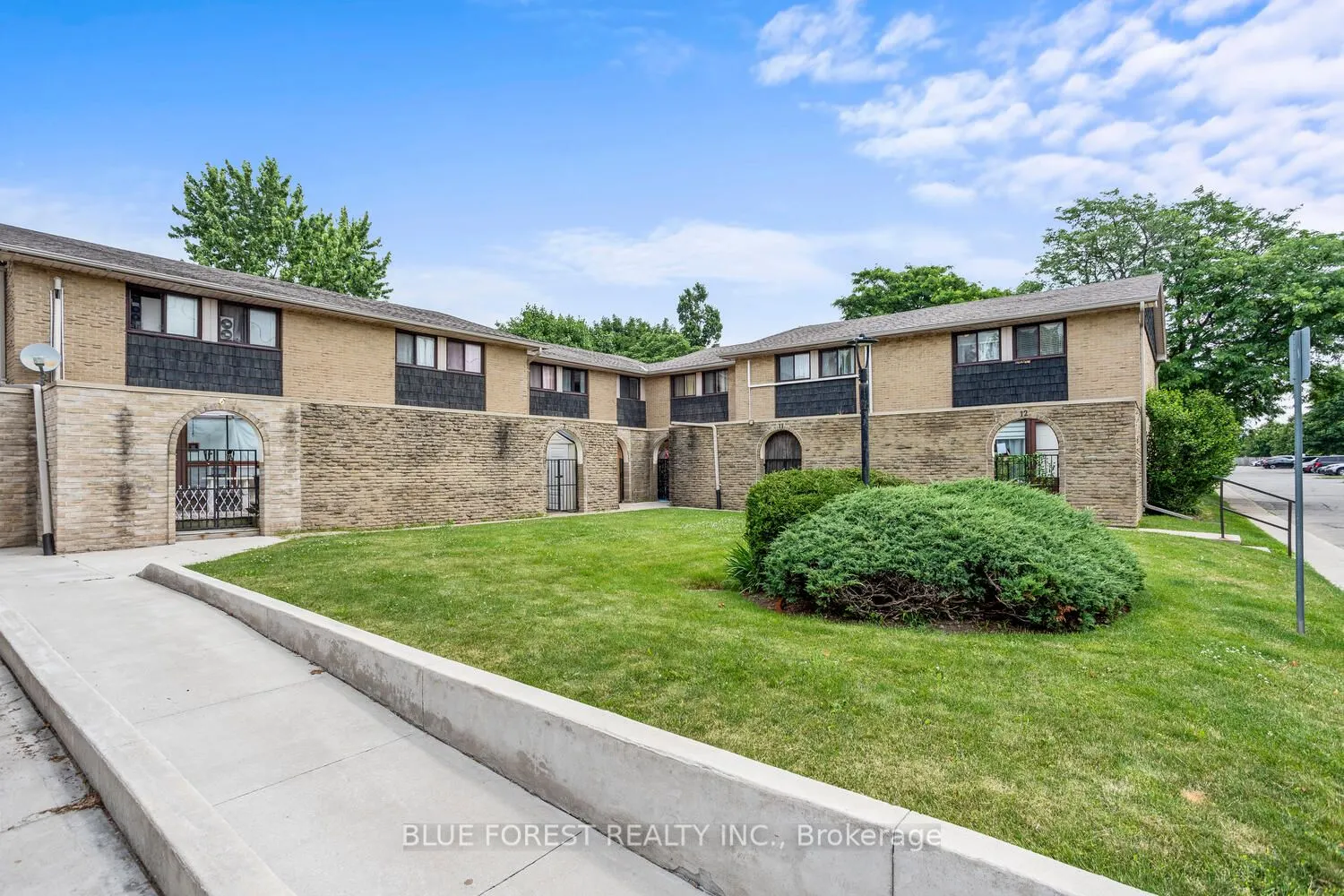 460 Southdale Road E, #11