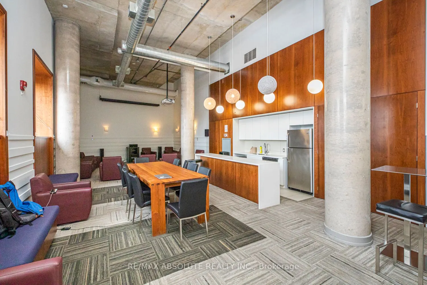 349 Mcleod Street, #422