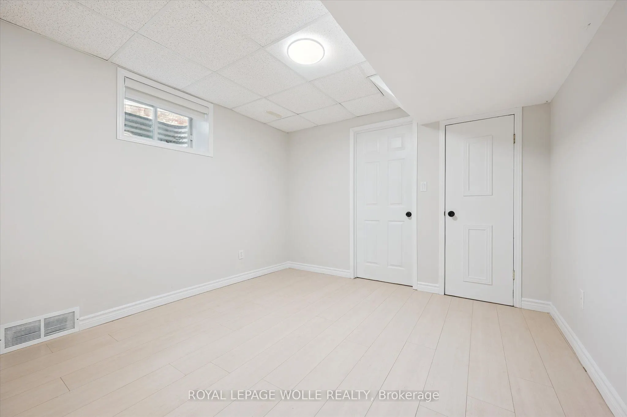22 WINDWARD Place