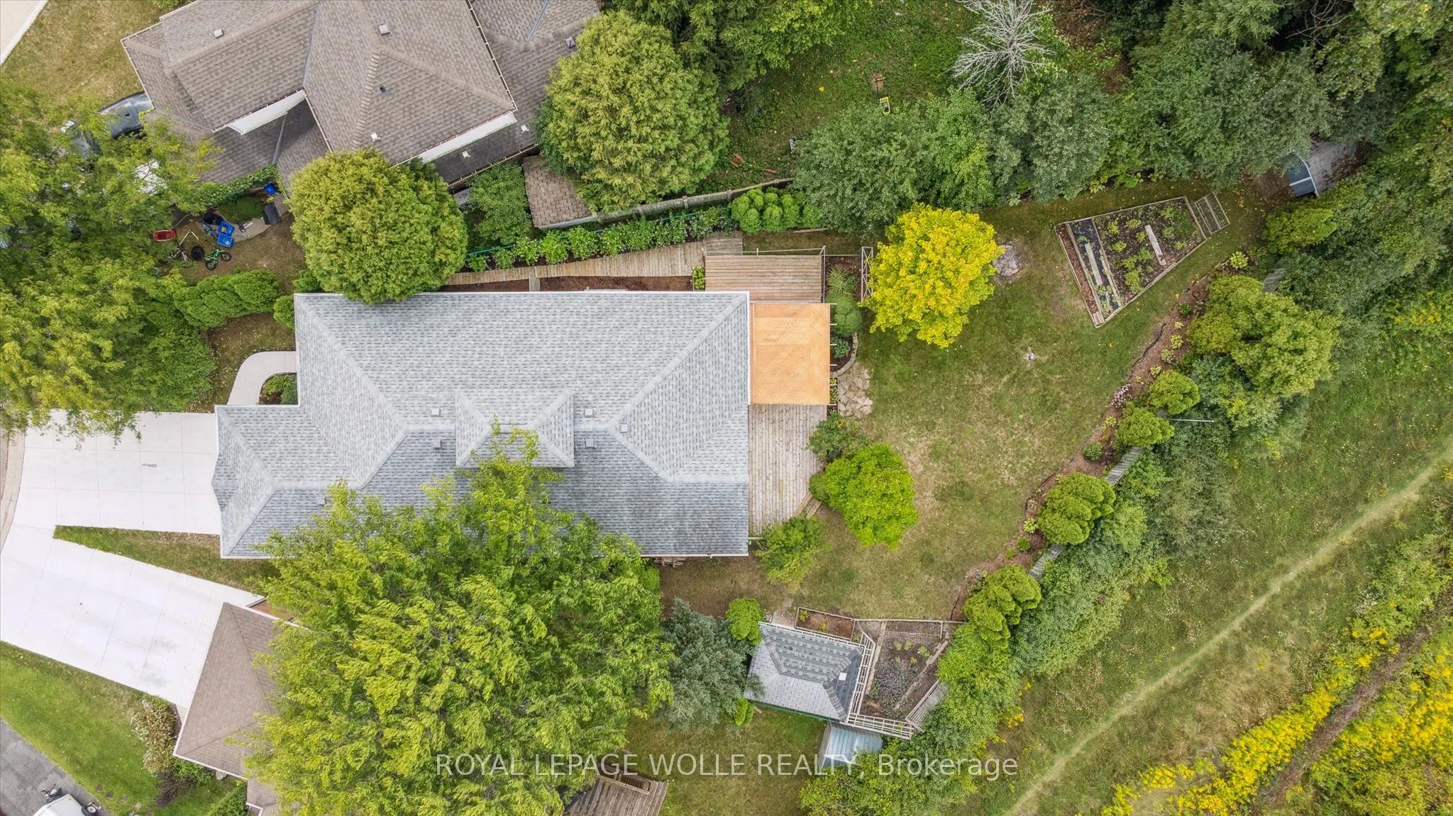 22 WINDWARD Place