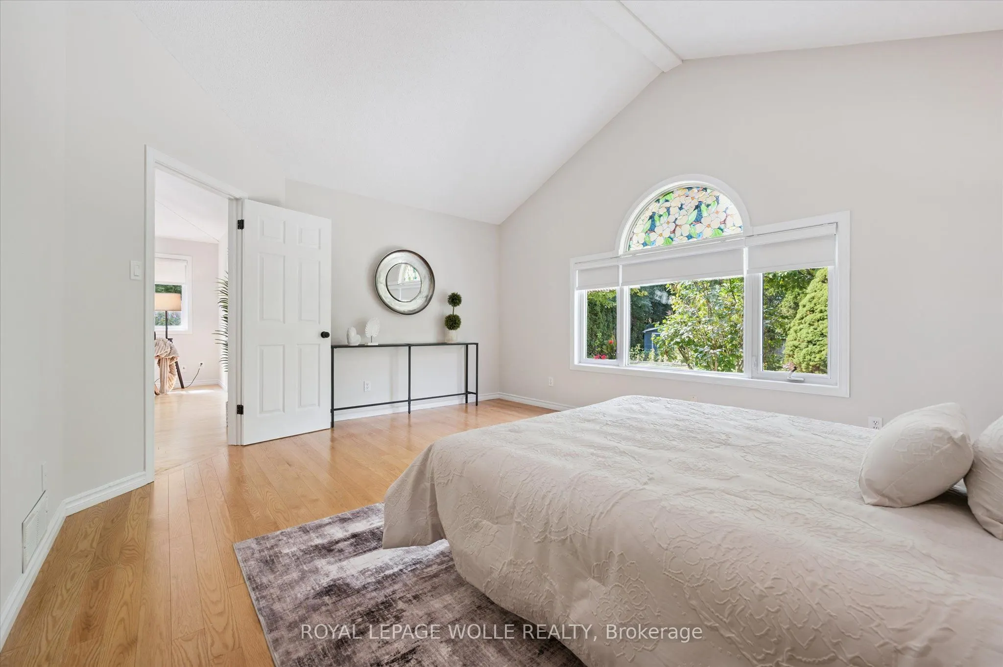 22 WINDWARD Place