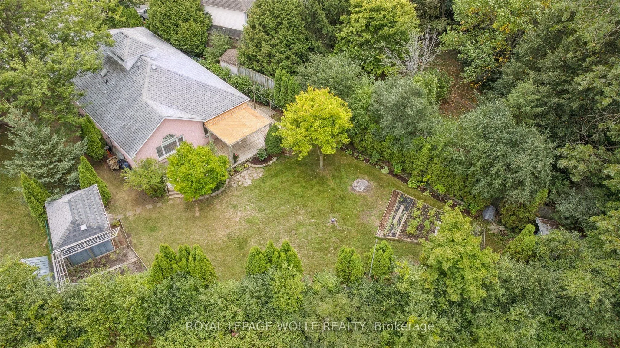 22 WINDWARD Place