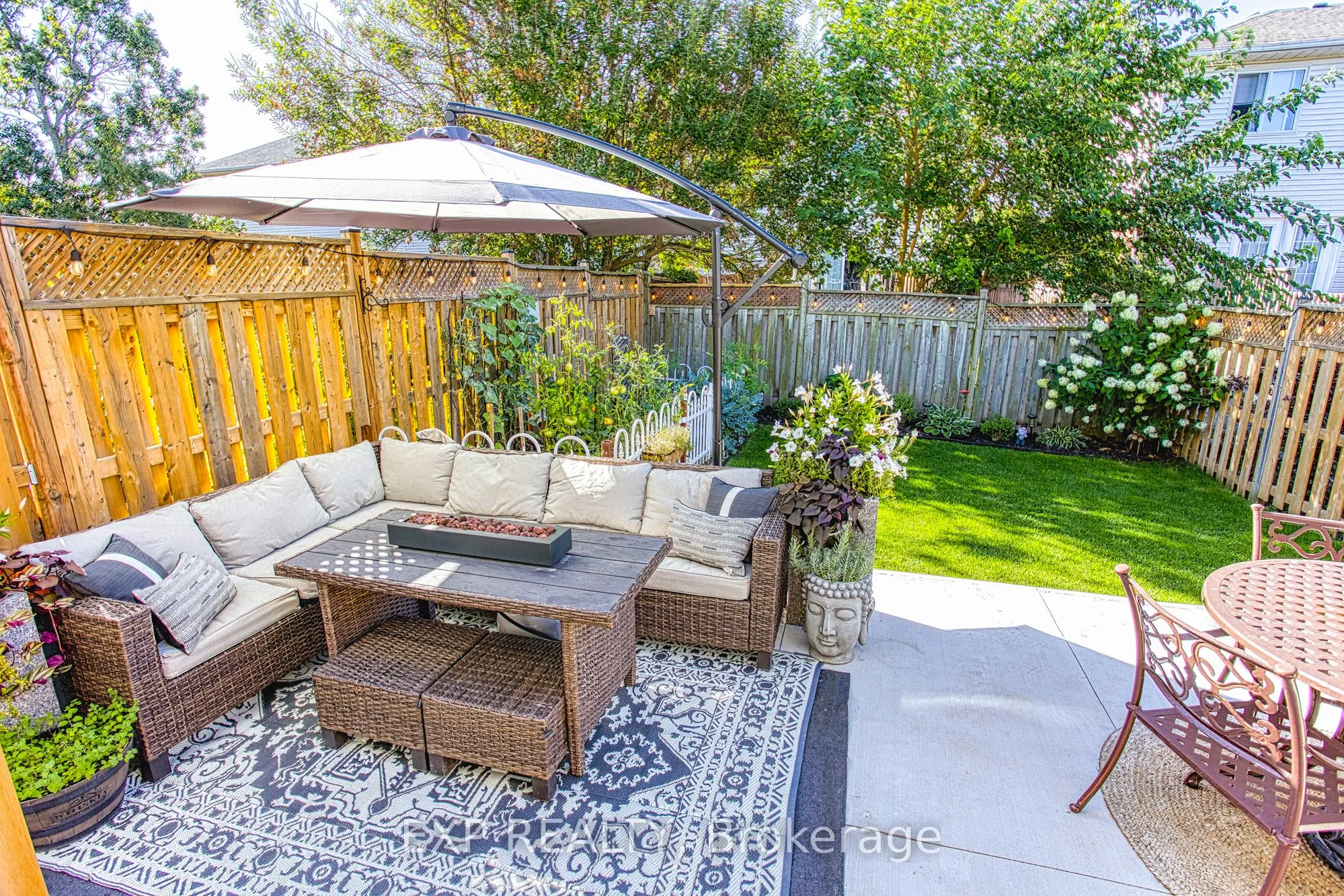 4816 John Street