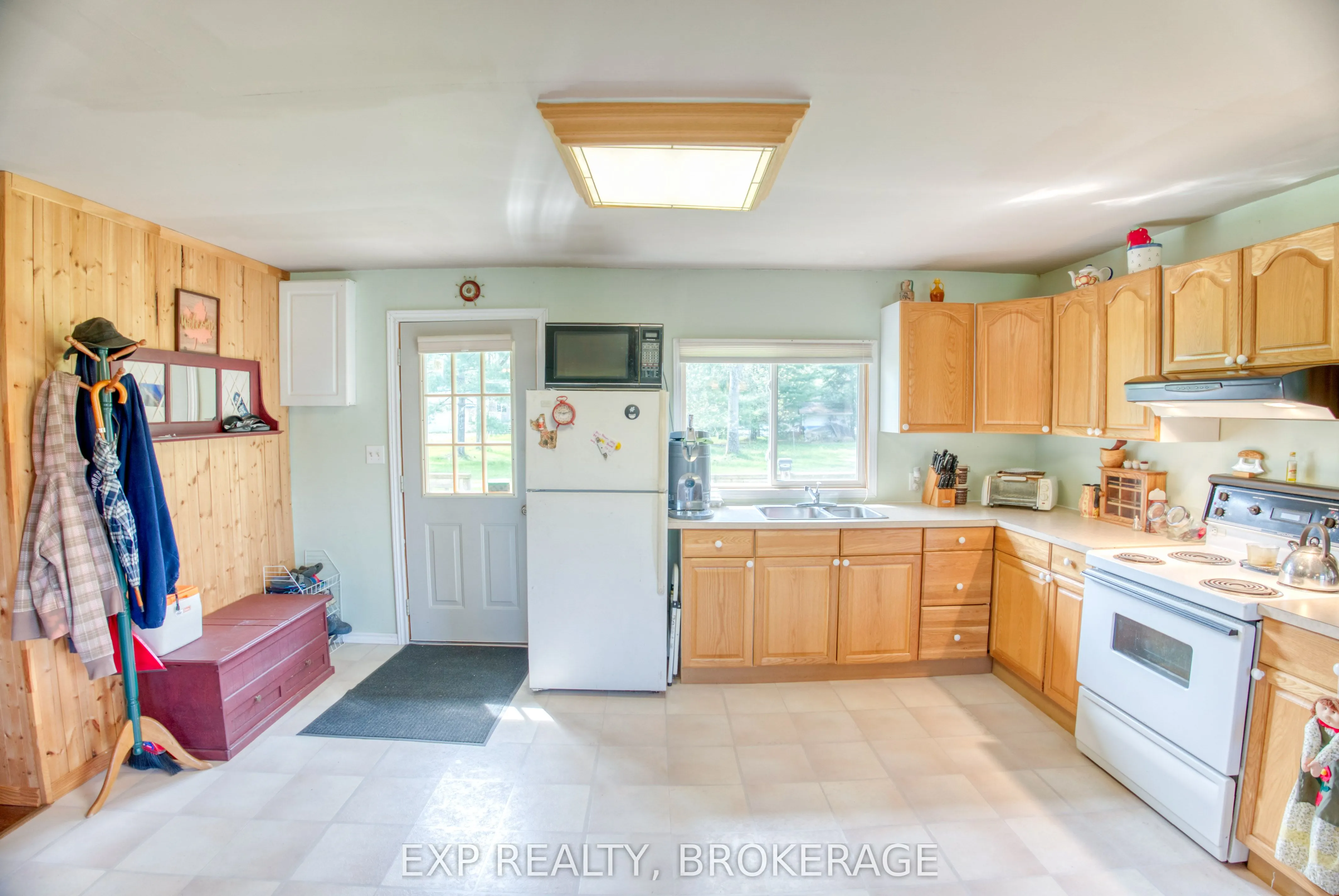 1013 Turner Way