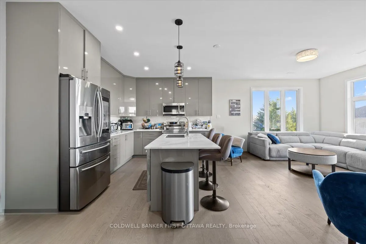 25 Pennard Way, #A & B