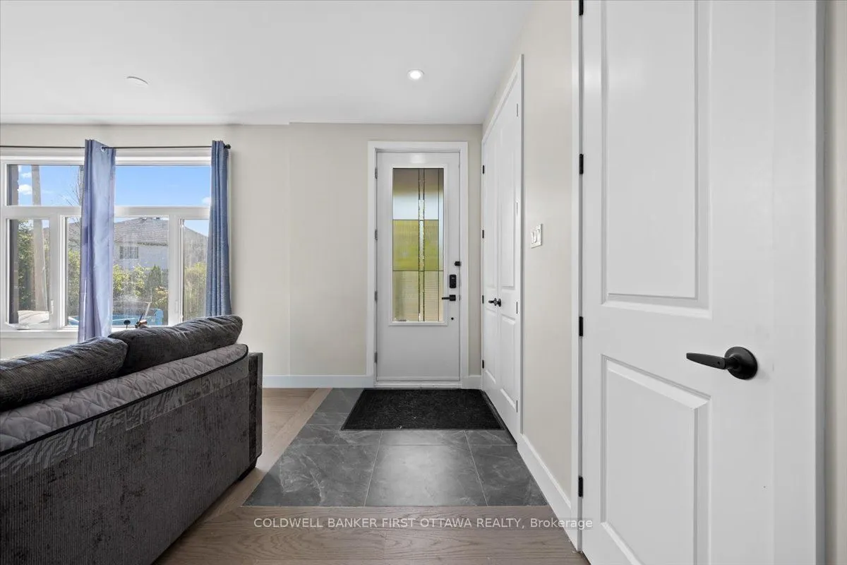 25 Pennard Way, #A & B