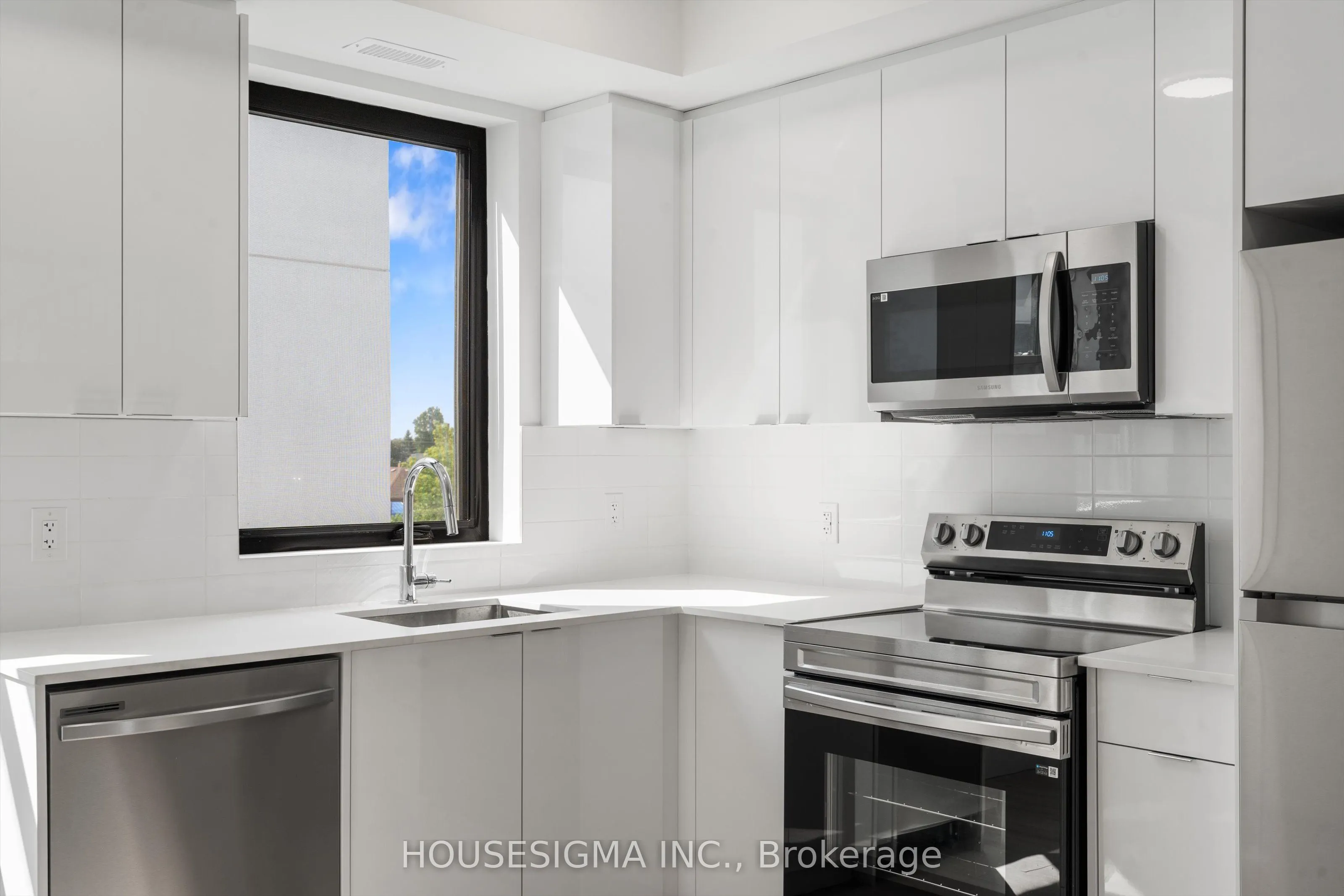 7277 Wilson Crescent, #302