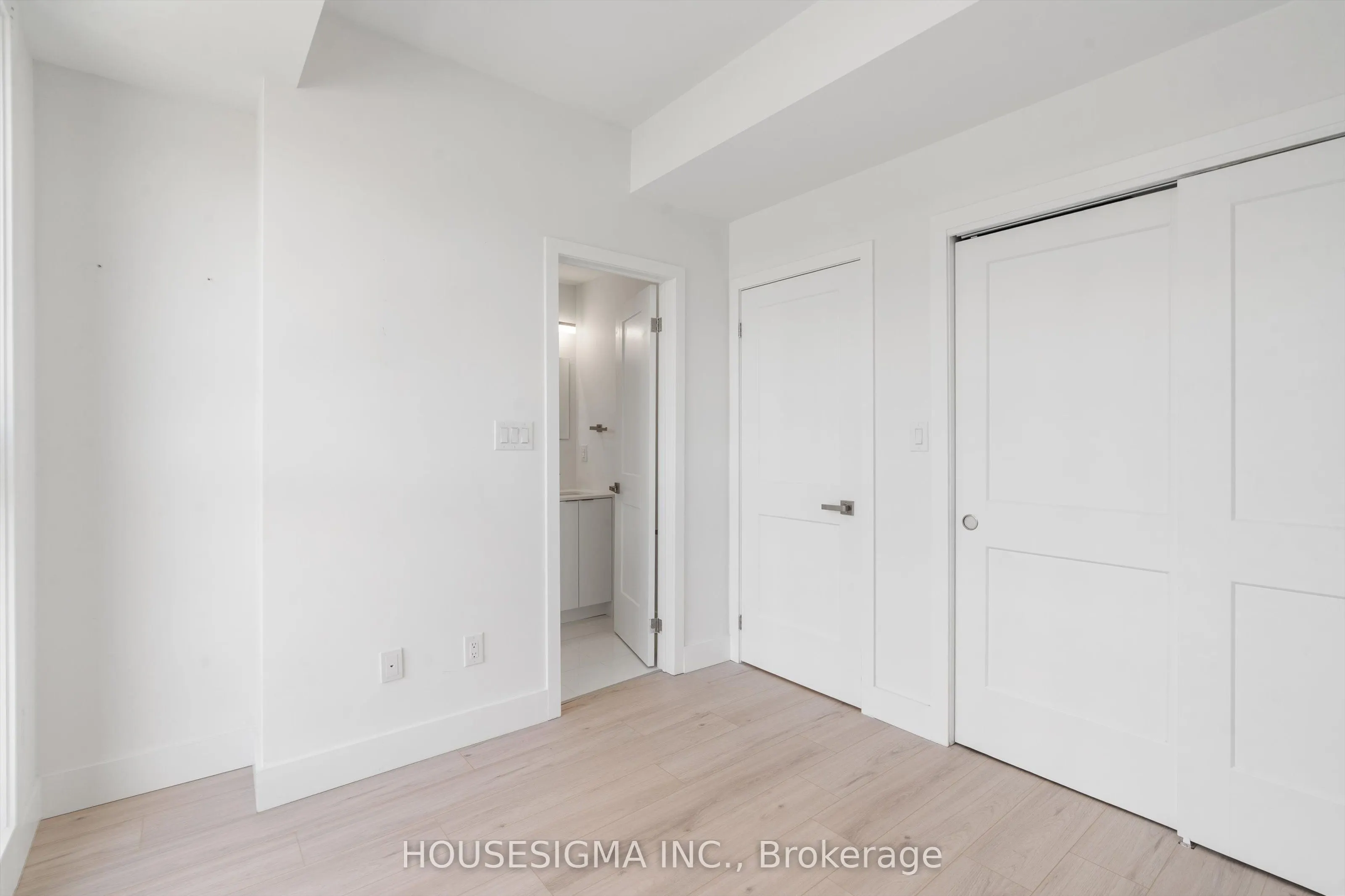 7277 Wilson Crescent, #302